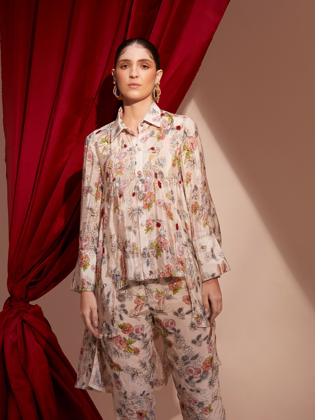 

NEHHA NHATA Printed High-Low Crepe Shirt With Trouser, Off white