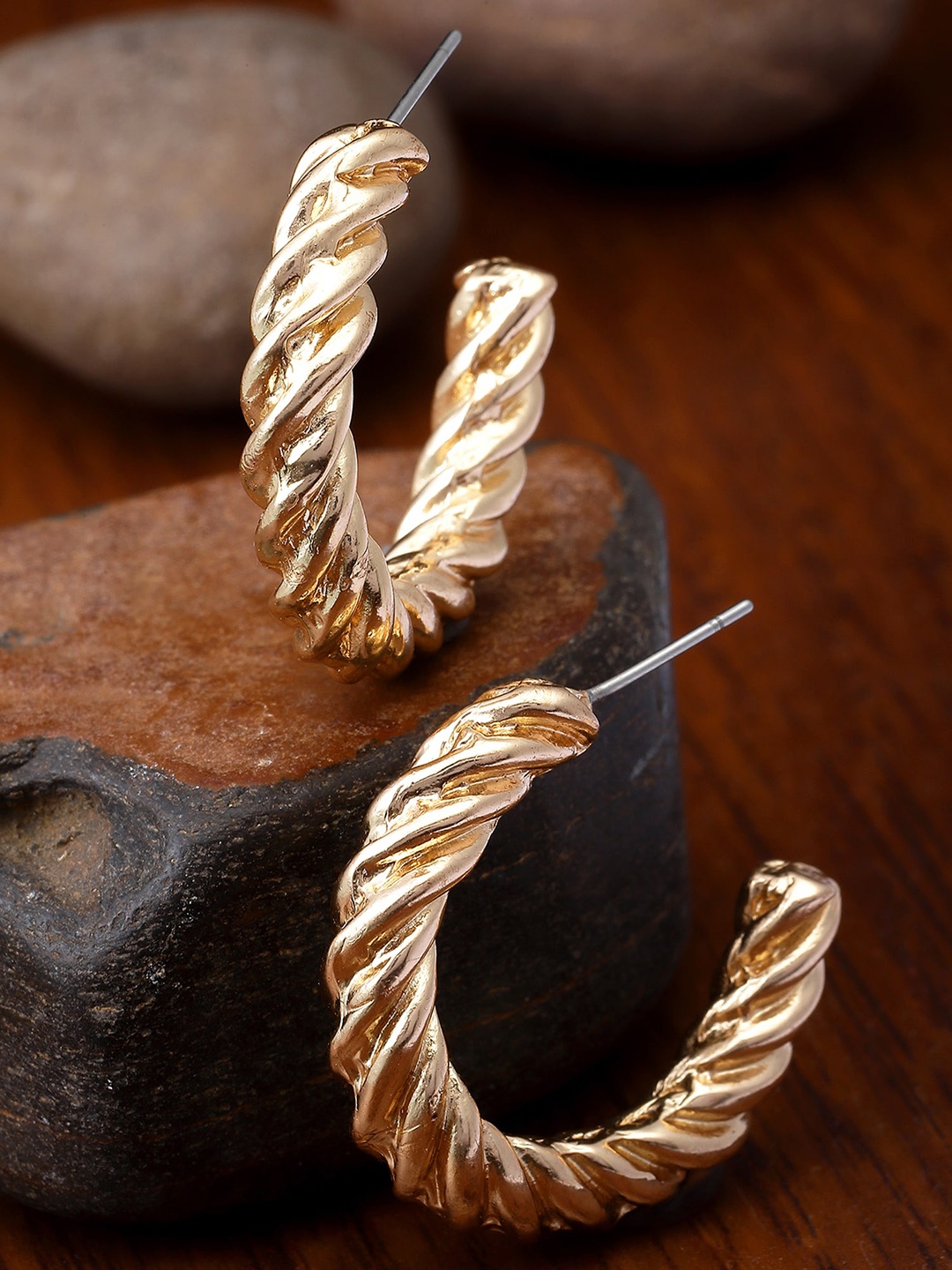 

Bohey by KARATCART Gold-Plated Geometric Half Hoop Earrings