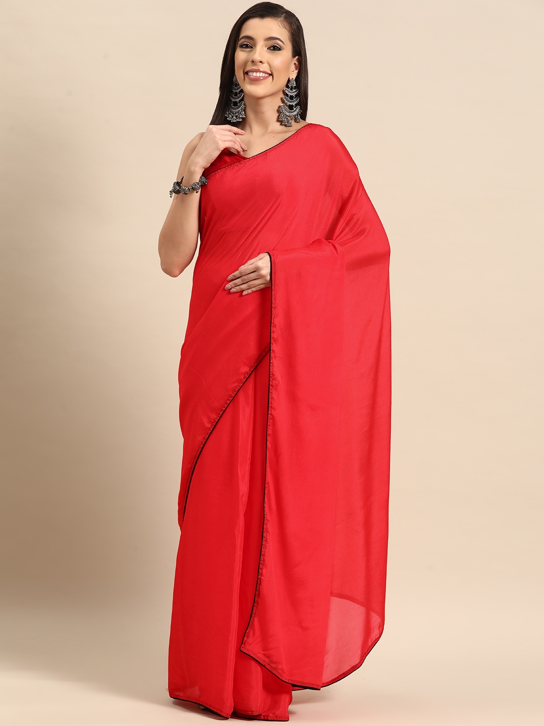 

Simaaya Solid Silk Blend Saree, Magenta