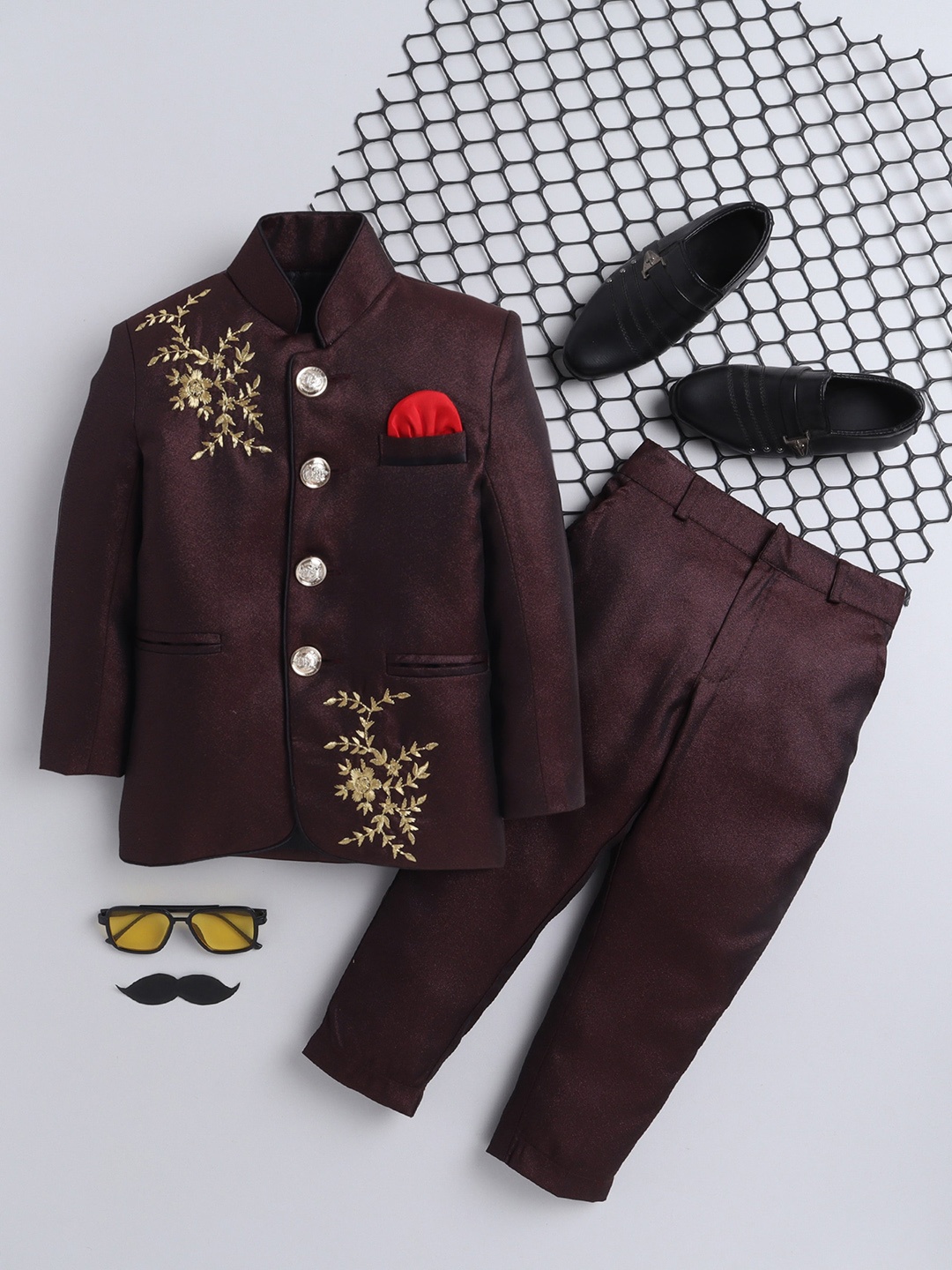 

BAESD Boys Mandarin Collar Embroidered Detailed Bandhgala Blazer With Trouser, Maroon