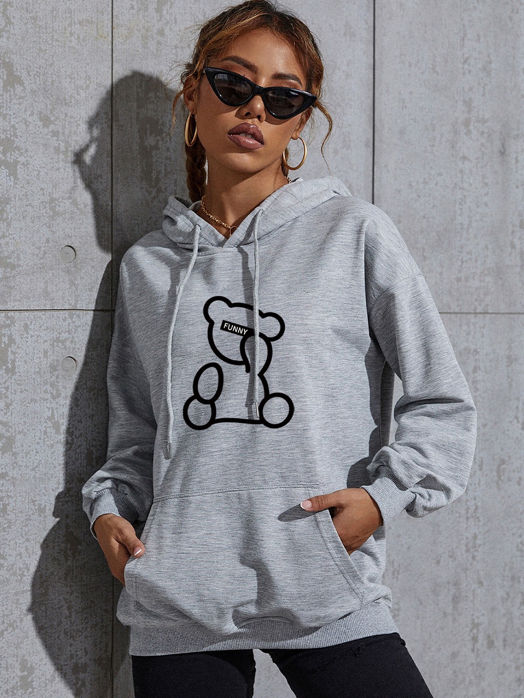 

StyleCast Grey Graphic Printed Hooded Pullover Sweatshirt