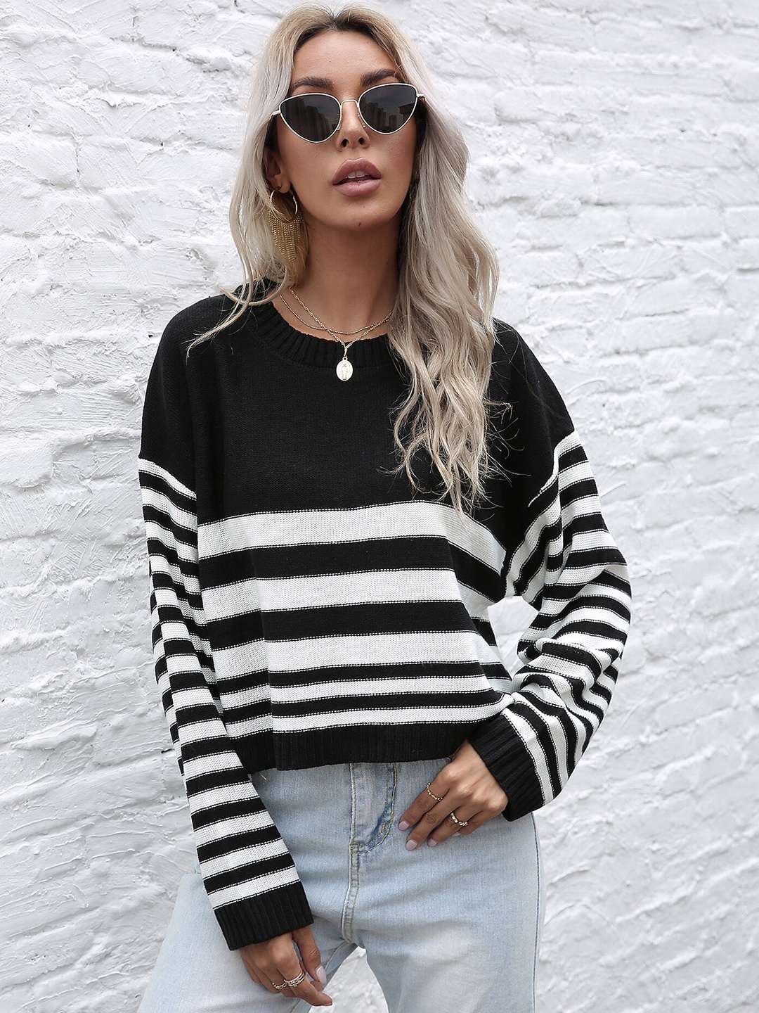 

StyleCast Black Long Sleeves Knitted Monochrome Top