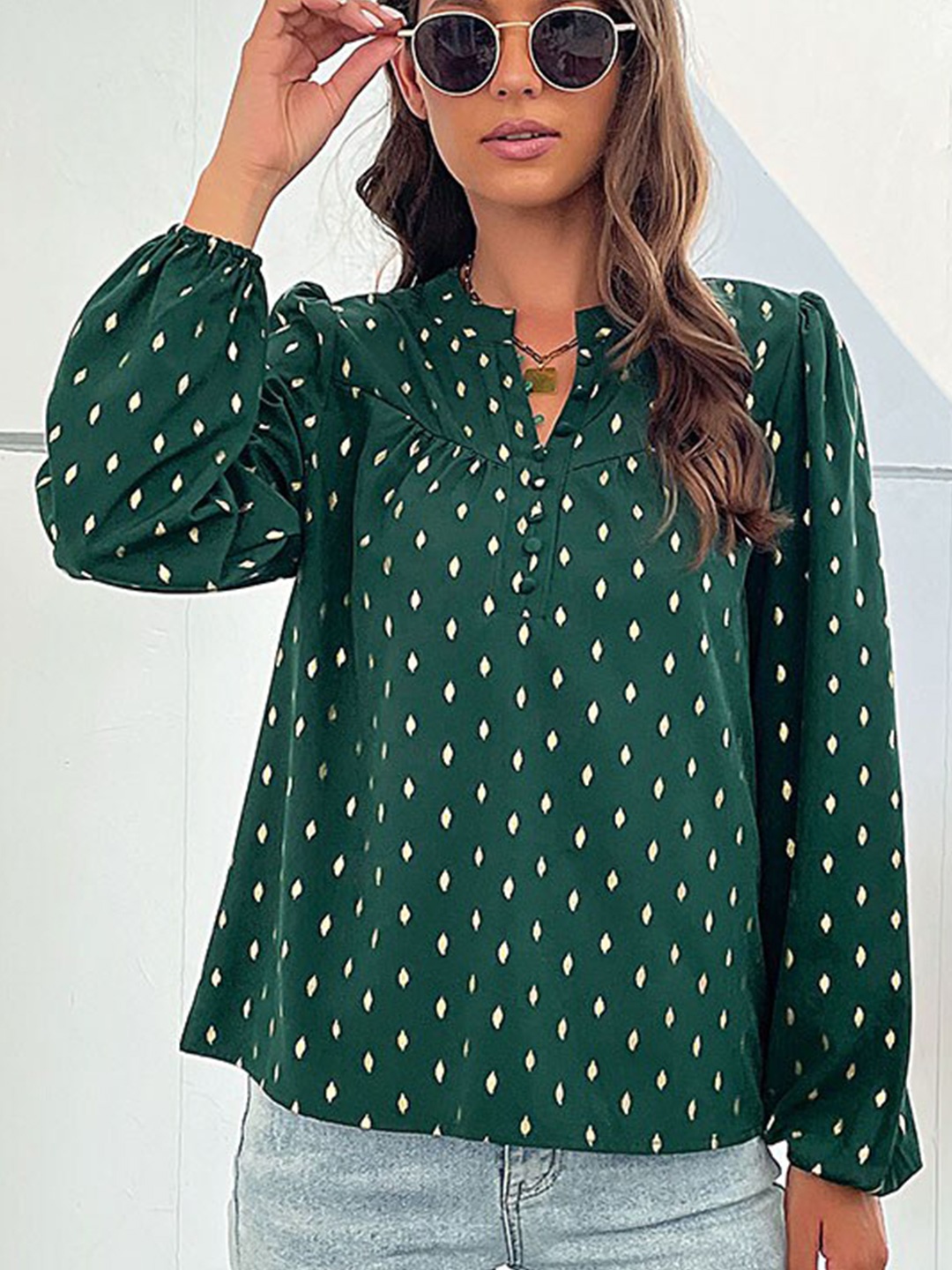 

StyleCast Green Ethnic motifs Printed Mandarin Collar Puff Sleeve Top