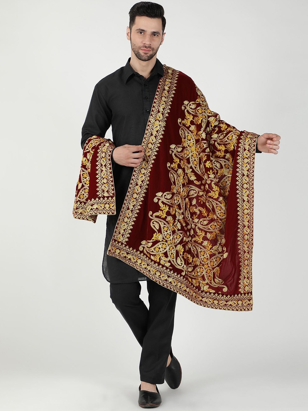 

Moda Chales Men Embroidered Velvet Shawl, Maroon