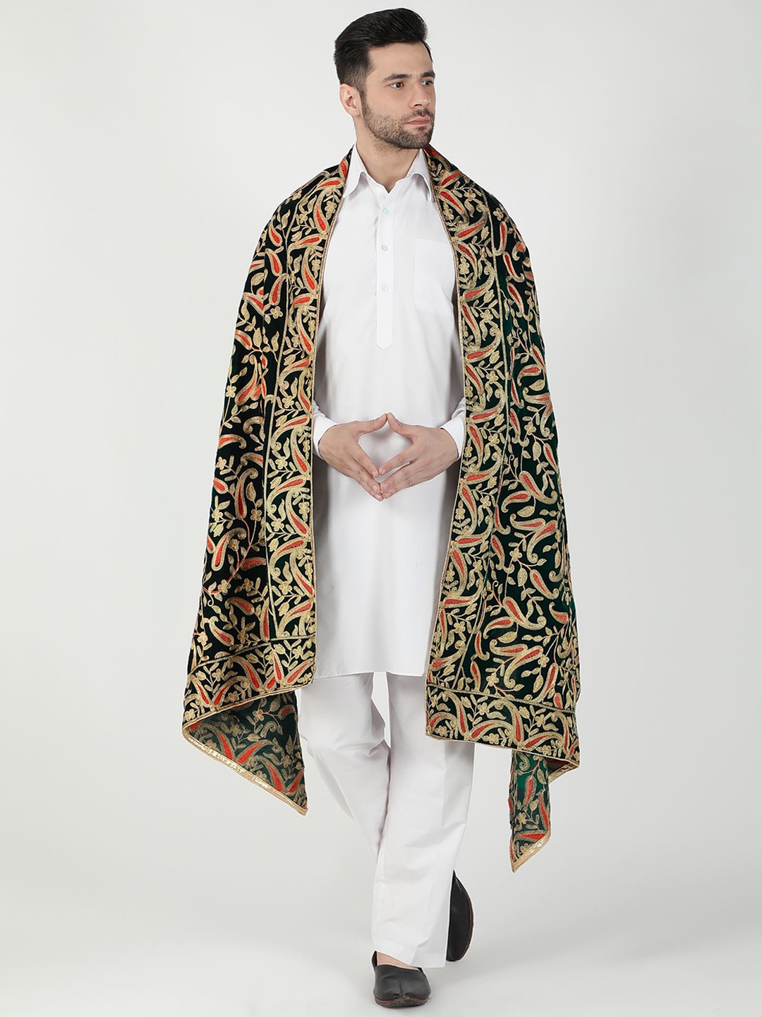 

Moda Chales Ethnic Motifs Embroidered Velvet Shawl, Green