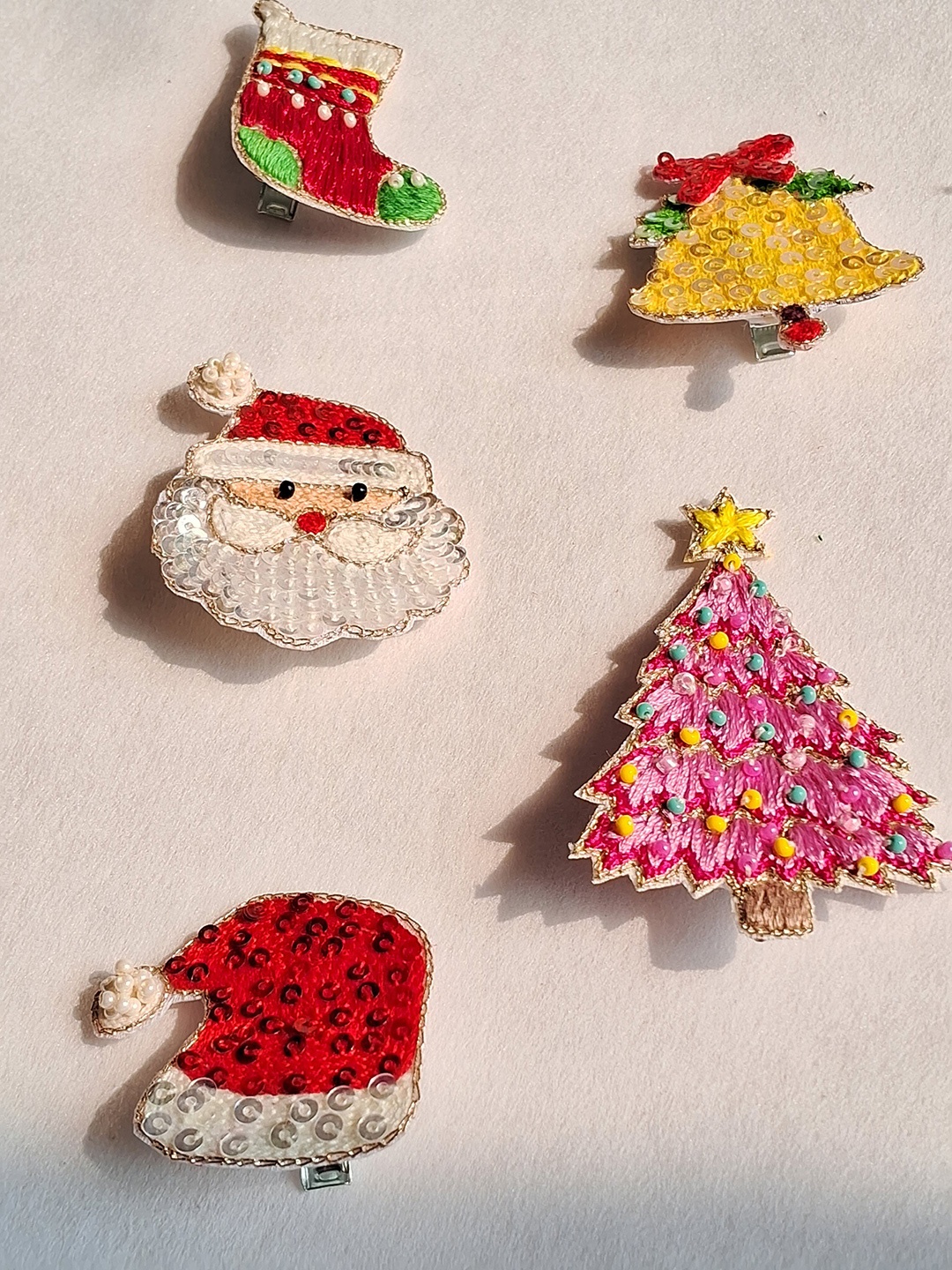 

Choko Set of 5 Santa's Xmas Hair Clips, Red