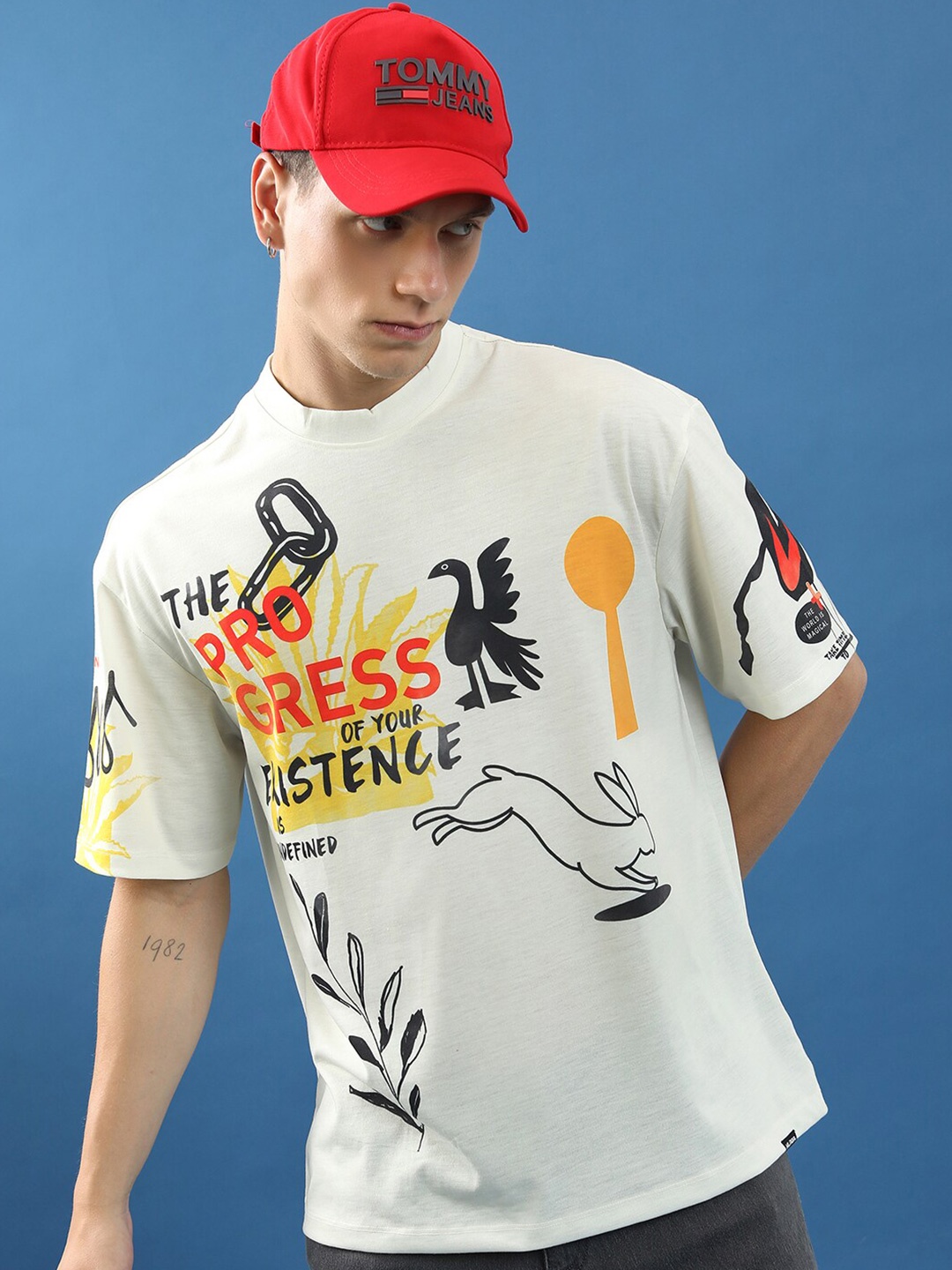 

HIGHLANDER Unisex Graphic Printed Drop Shoulder Sleeves Oversized T-shirt, Cream