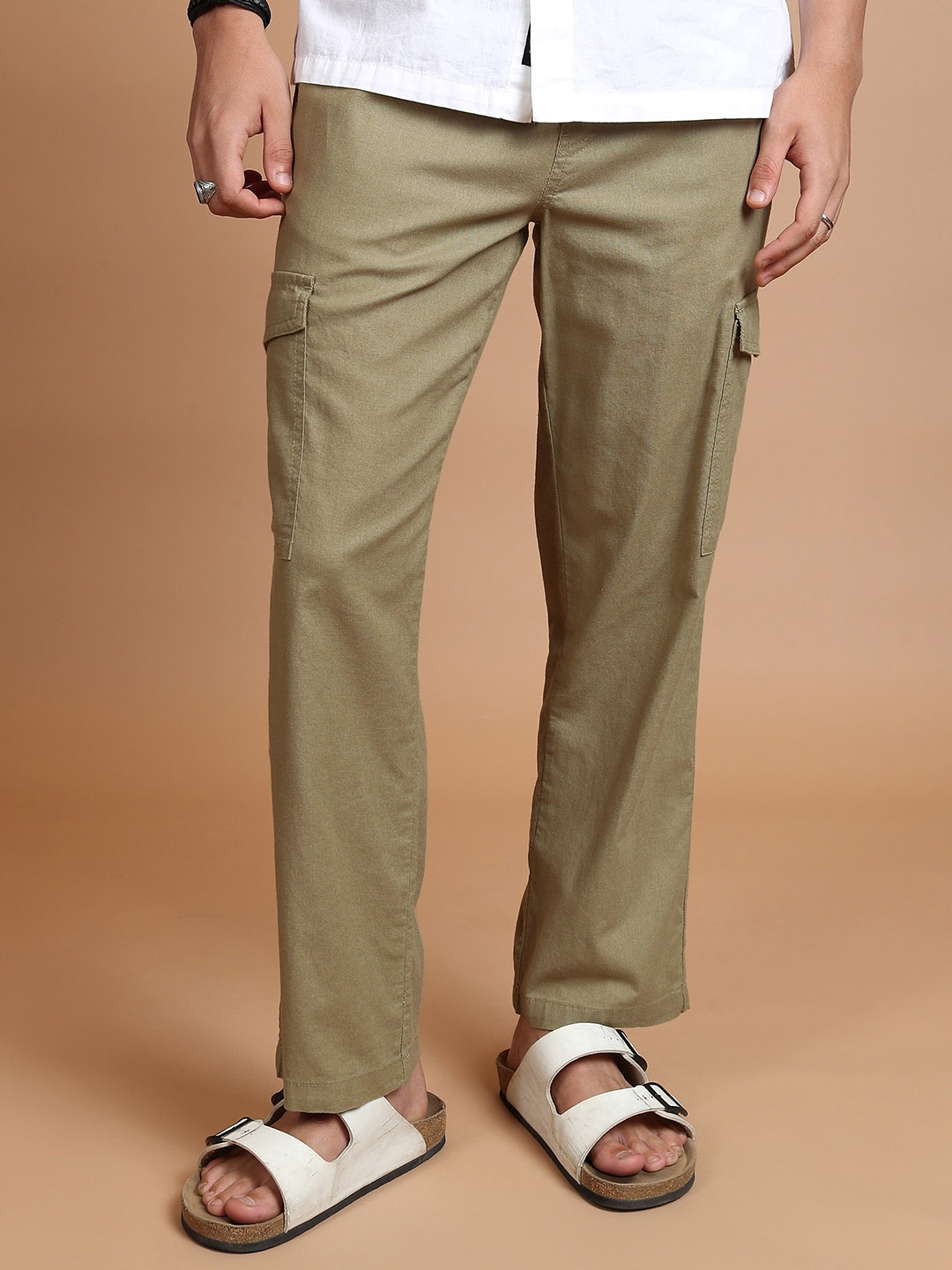 

HIGHLANDER Men Mid-Rise Cotton Linen Cargos, Olive