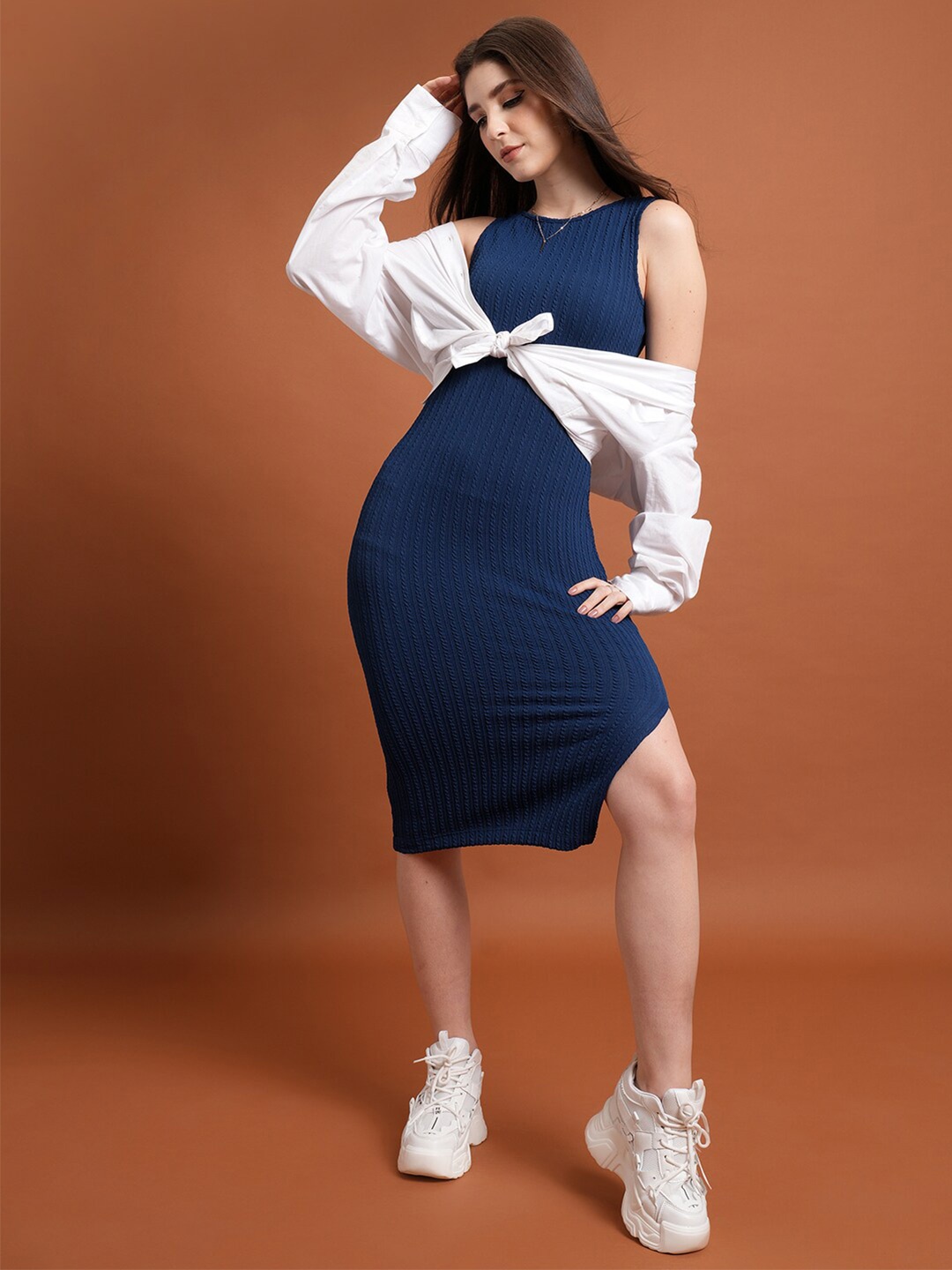 

Tokyo Talkies Navy Blue Sleeveless Bodycon Dress