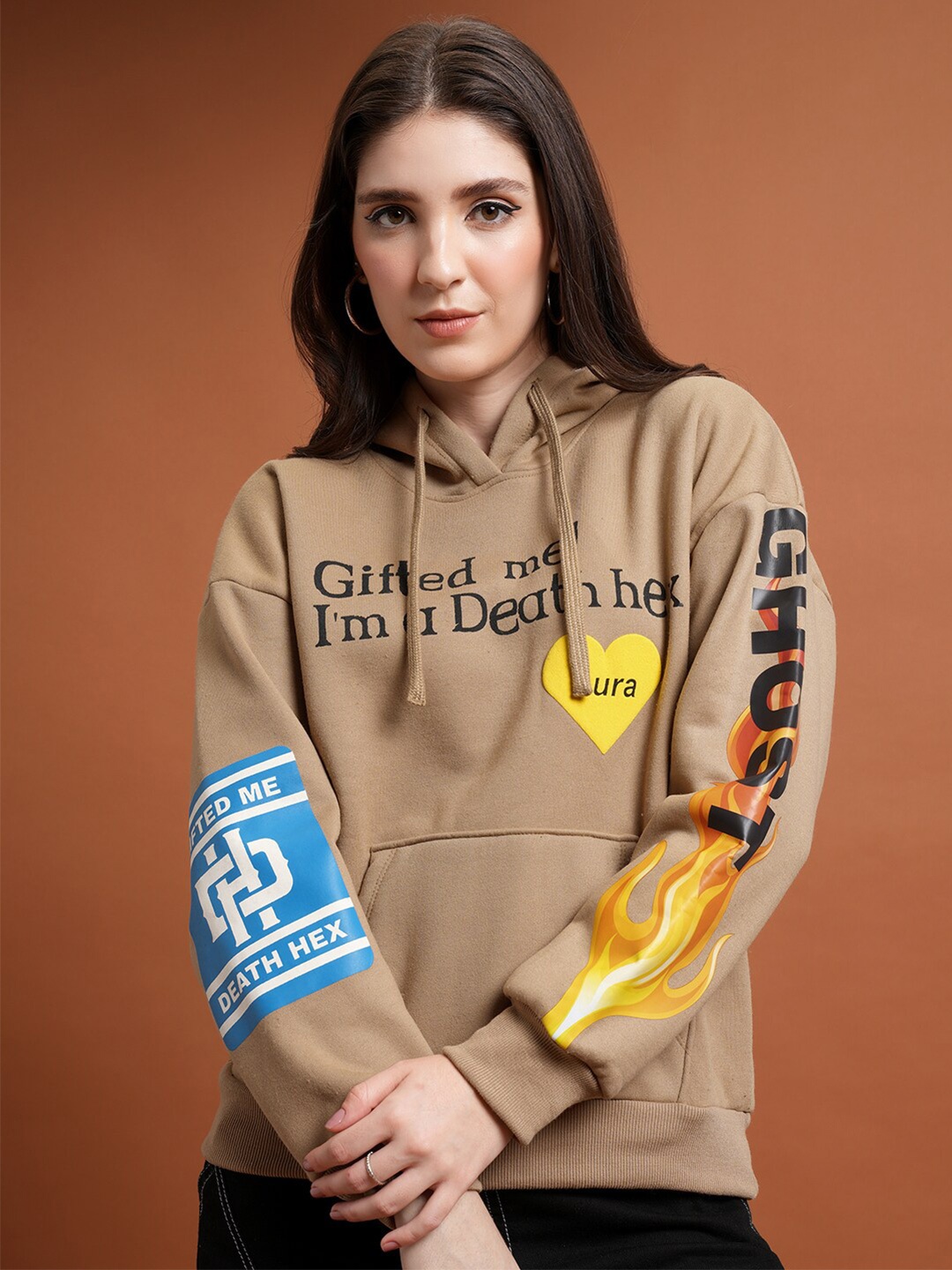 

Tokyo Talkies Brown & Black Typography Printed Hooded Pullover Sweatshirt
