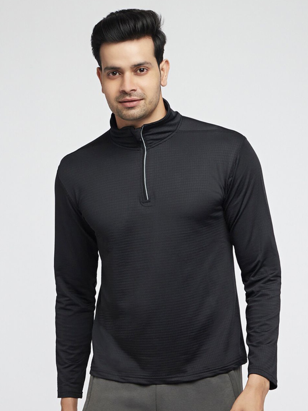 

Kosha High Neck Rapid-Dry Running Tshirt, Black