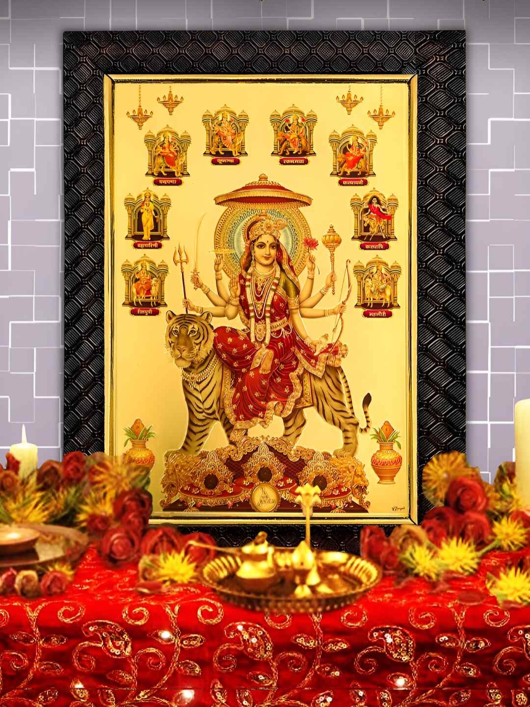 

Hawai Gold-Toned & Red Wood Wall Photo Frames