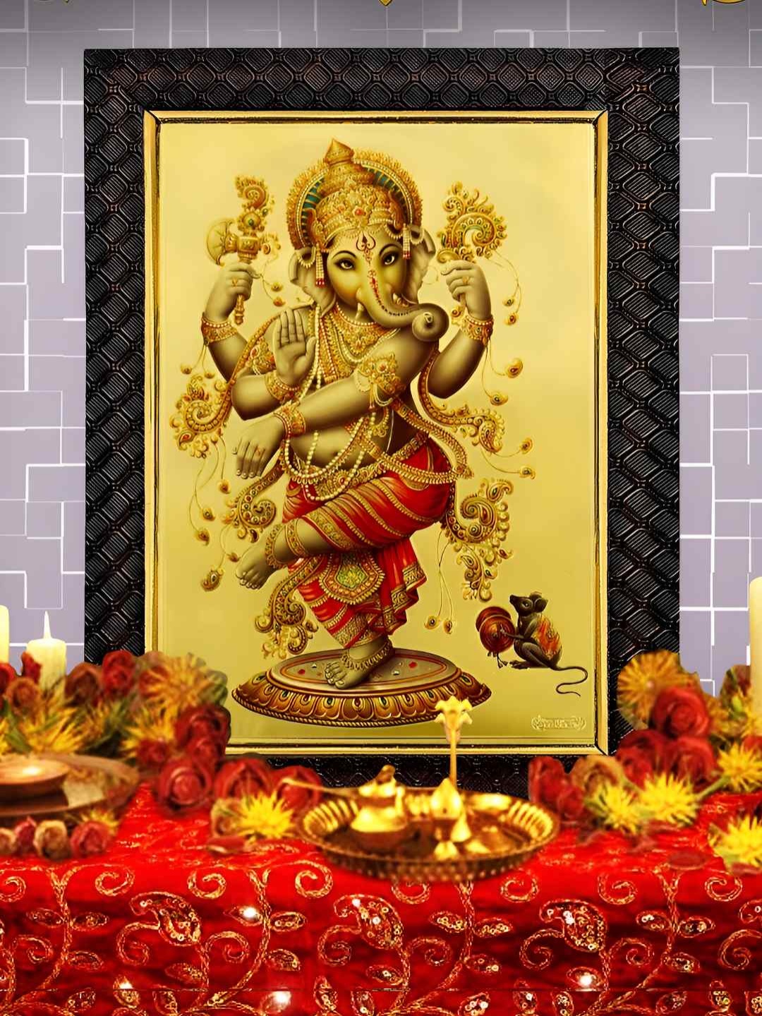 

Hawai Gold-Toned & Black Ganesh Ji Wood Wall Photo Frame