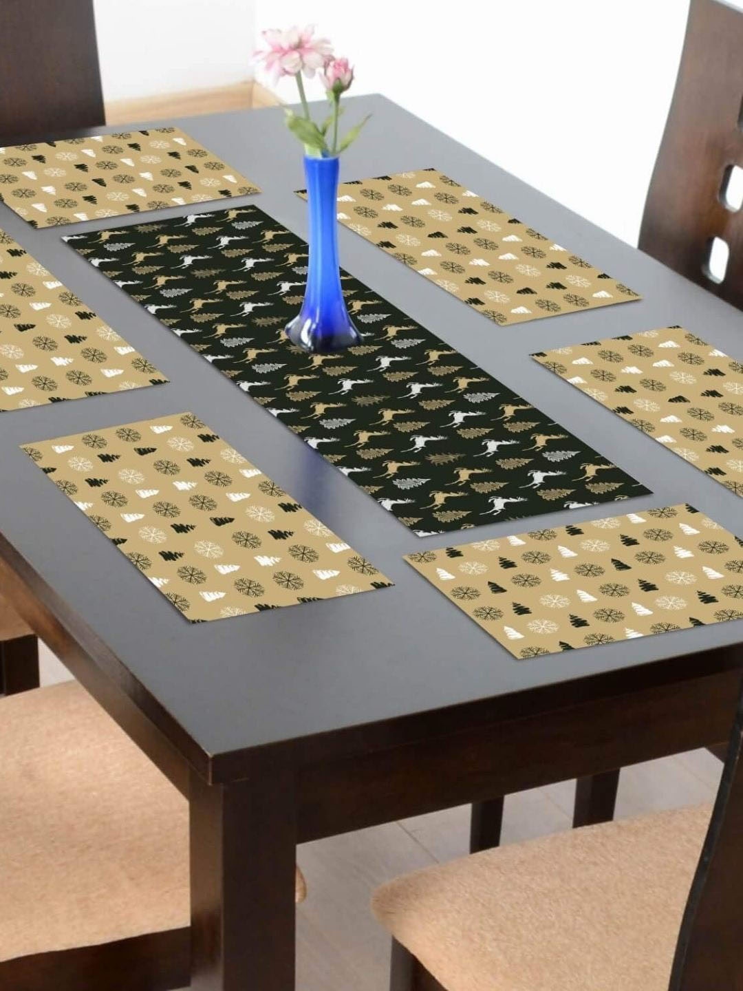 

THEYAYACAFE Beige Printed Cotton Tablemats & Table Runners