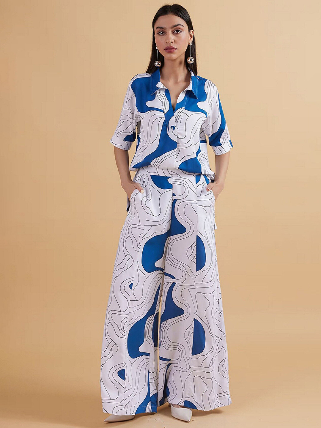 

APNISHA Abstract Printed Pure Silk Shirt & Trousers, Blue