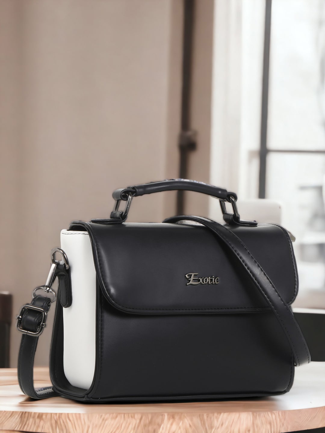 

Exotic Colourblocked Structured Leather Satchel, Black