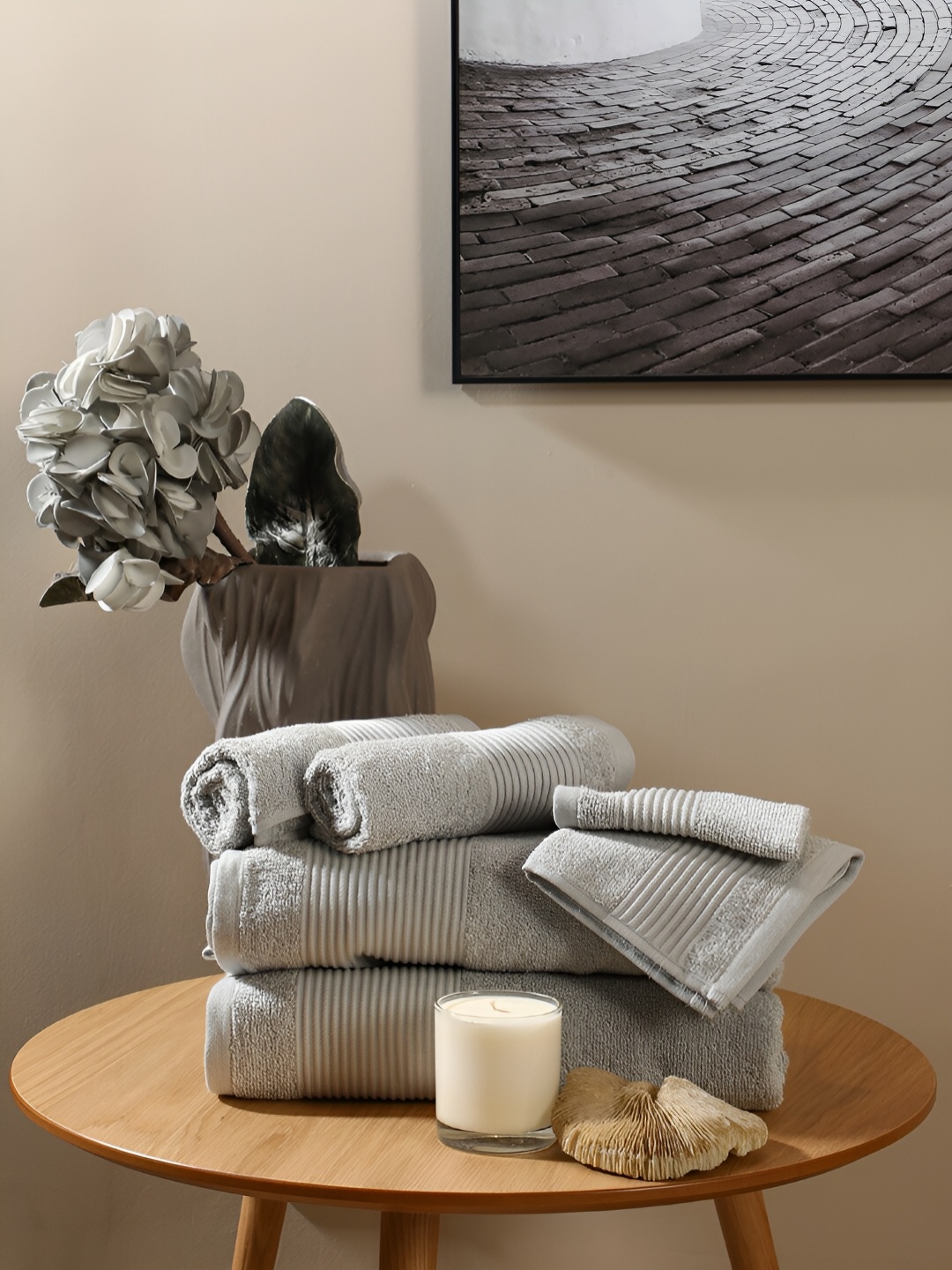 

Eris Home Grey 6 Pieces Self Design Pure Cotton 500 GSM Towel Set