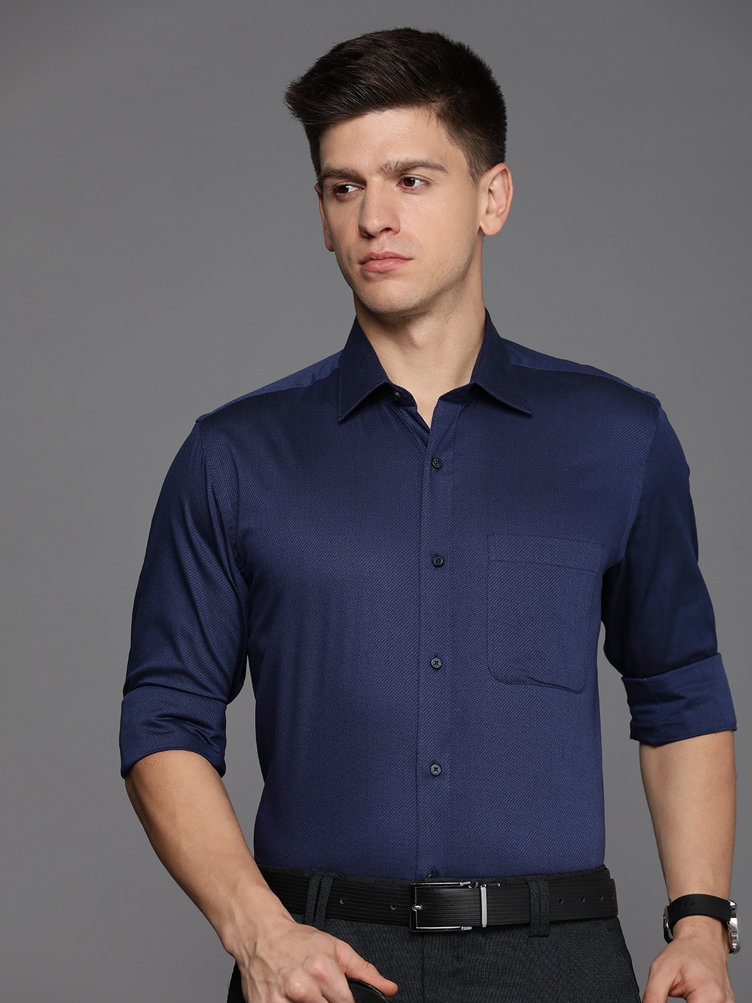 

Raymond Pure Cotton Textured Slim Fit Opaque Formal Shirt, Navy blue