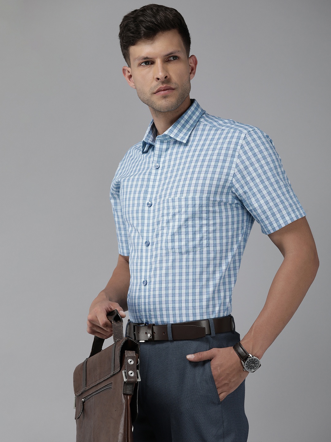 

Park Avenue Men Pure Cotton Checked Formal Shirt, Blue