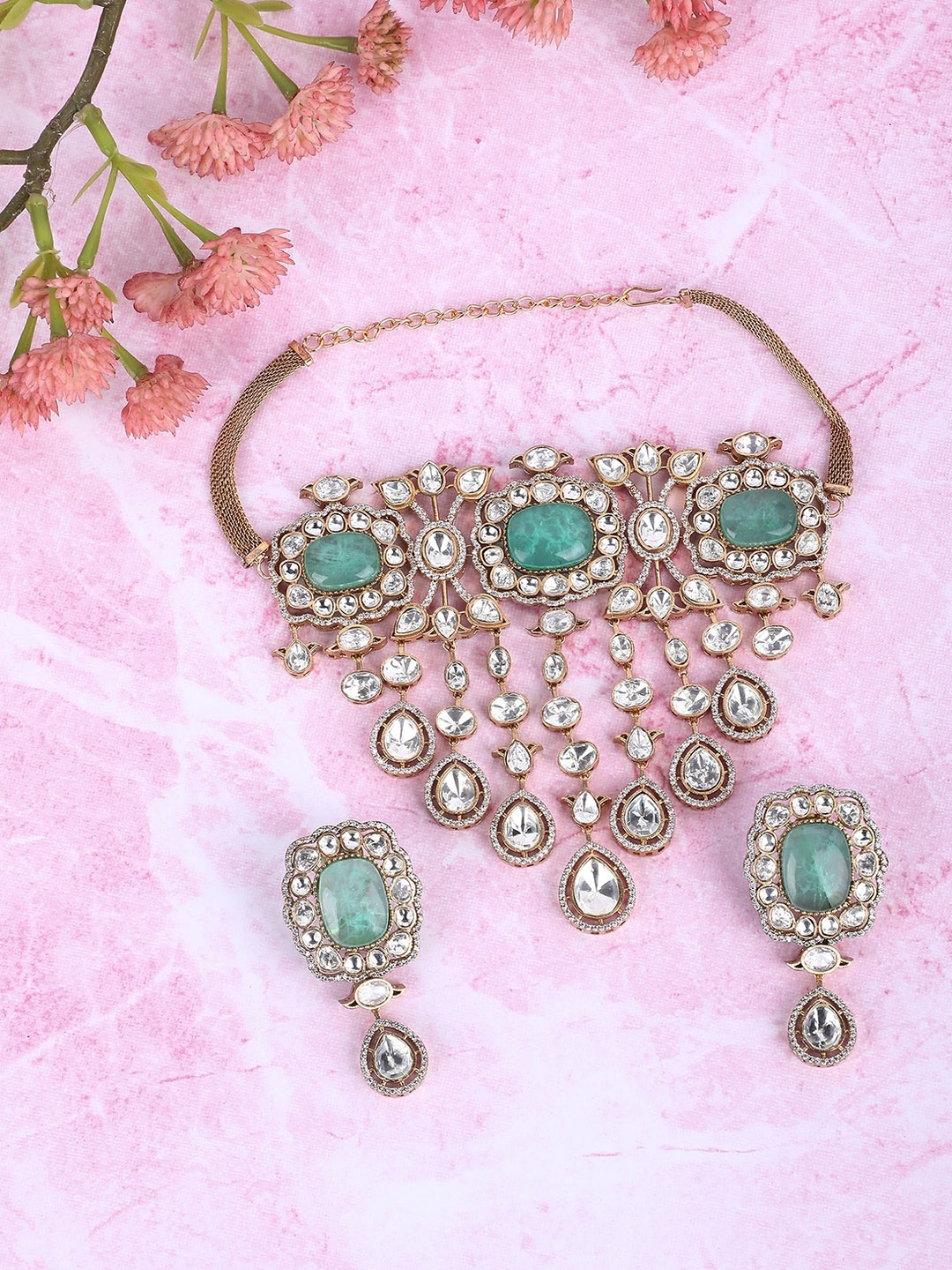 

AURAA TRENDS Gold-Plated Stone-Studded Jewellery Set, Blue
