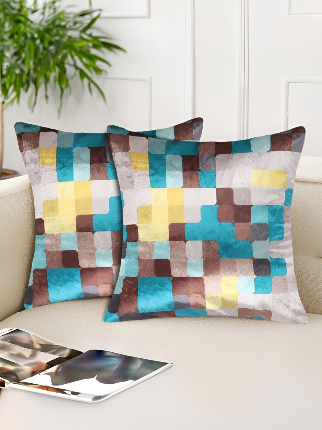 

Tesmare Brown & Teal 2 Pieces Checked Velvet Square Cushion Covers