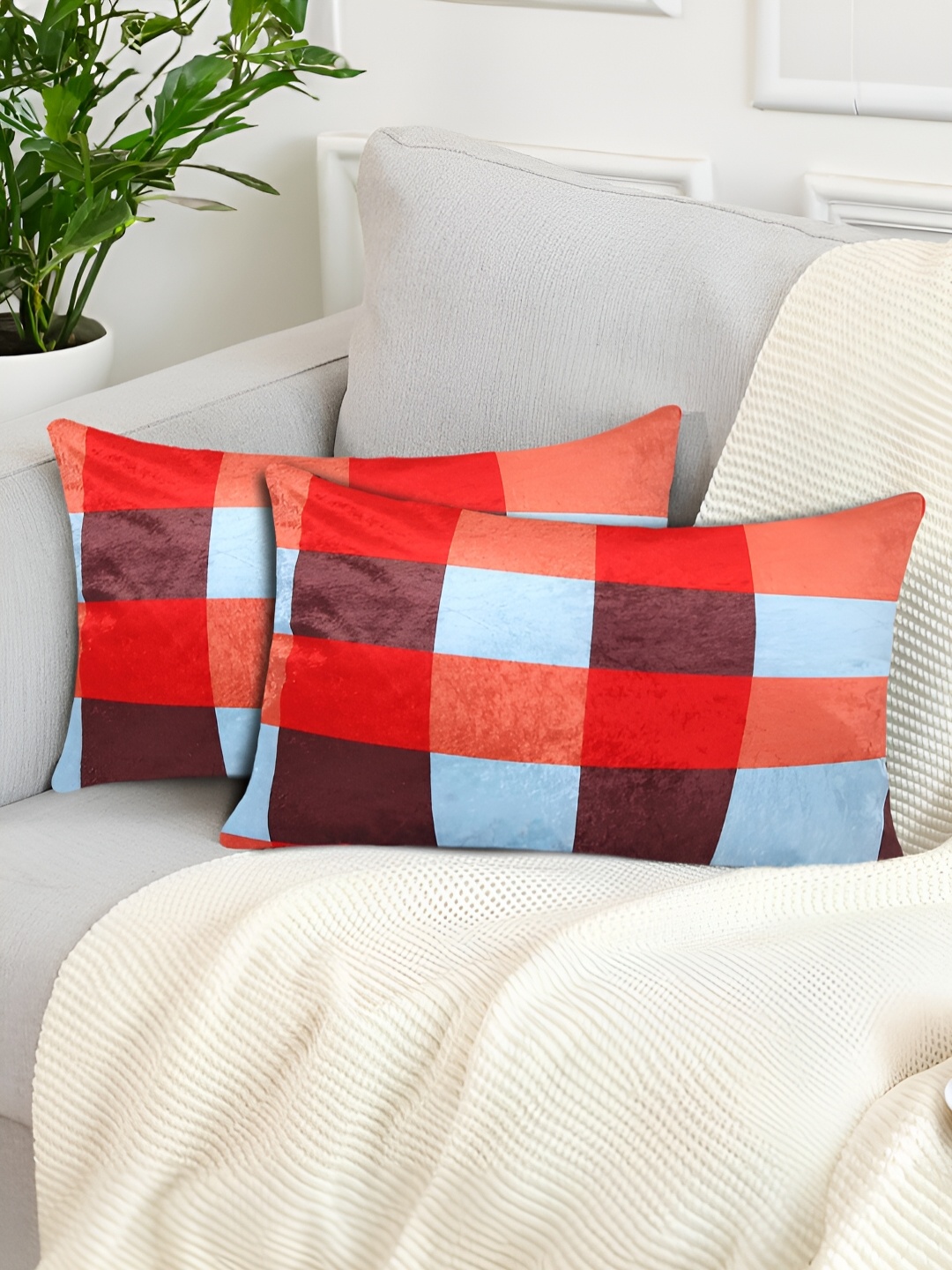 

Tesmare Blue & Red 2 Pieces Checked Velvet Rectangle Cushion Covers