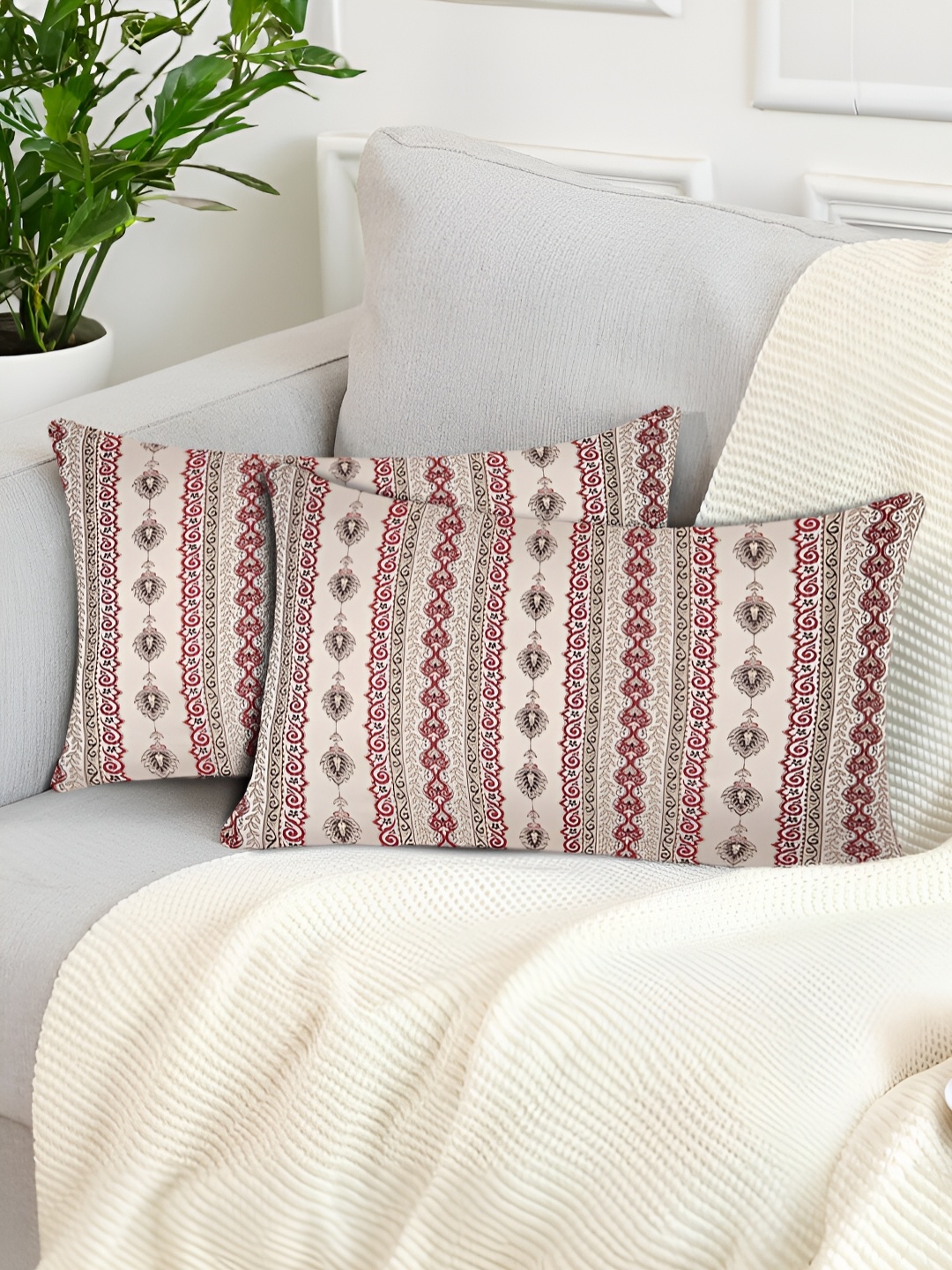 

Tesmare Maroon & Beige 2 Pieces Ethnic Motifs Jacquard Rectangle Cushion Covers