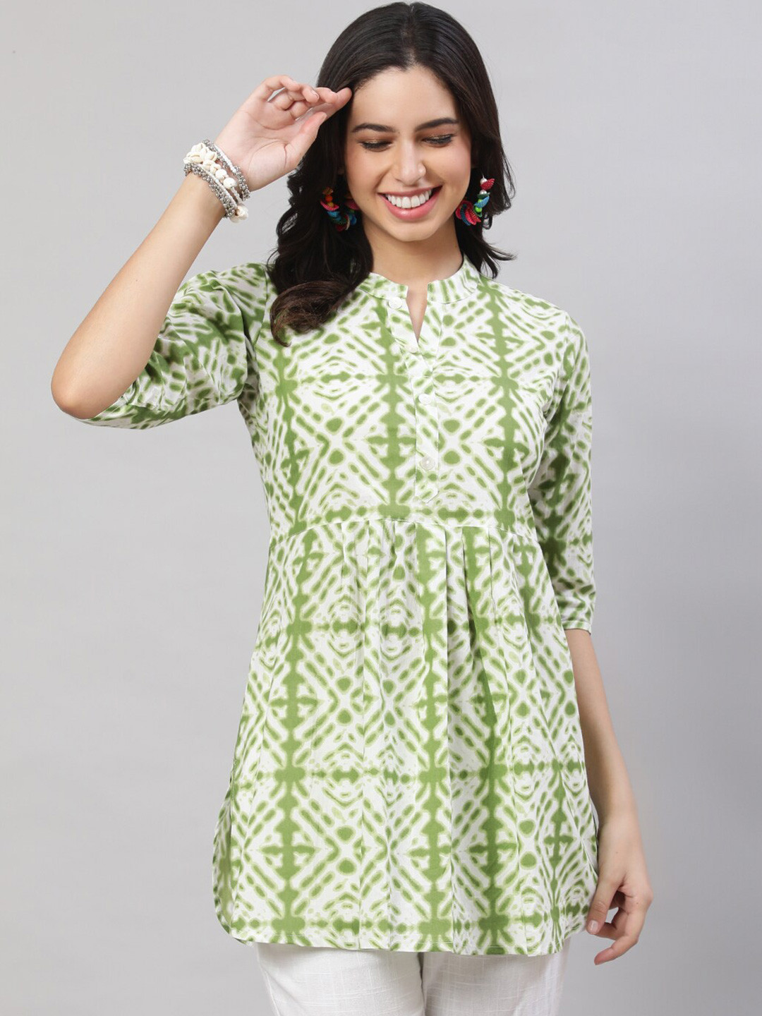 

THE NKS PLUS Geometric Printed Mandarin Collar Pure Cotton Pleated A-Line Kurti, Green