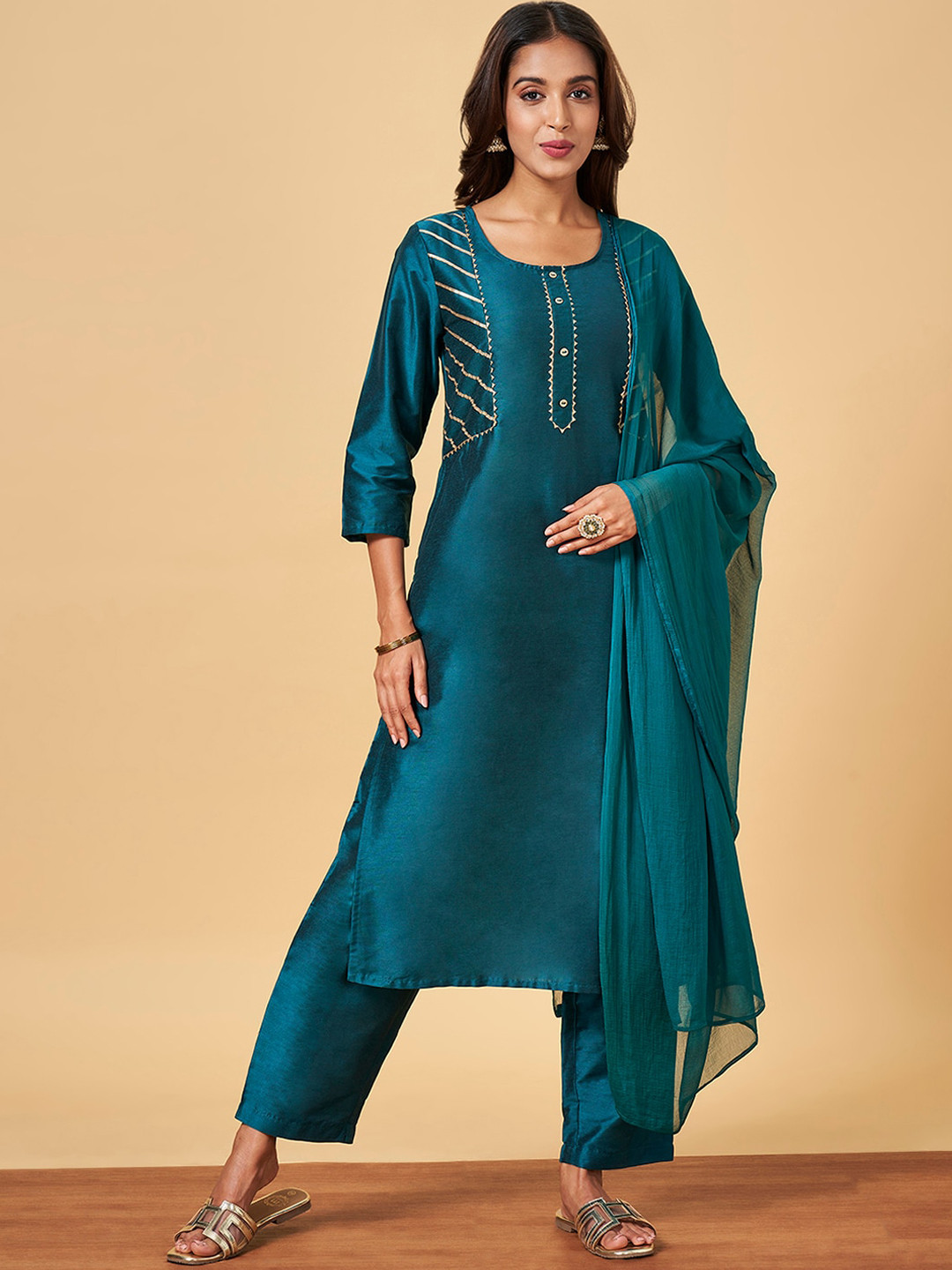 

YU by Pantaloons Gotta Patti Embellished Regular Kurta With Trousers & Dupatta, Teal