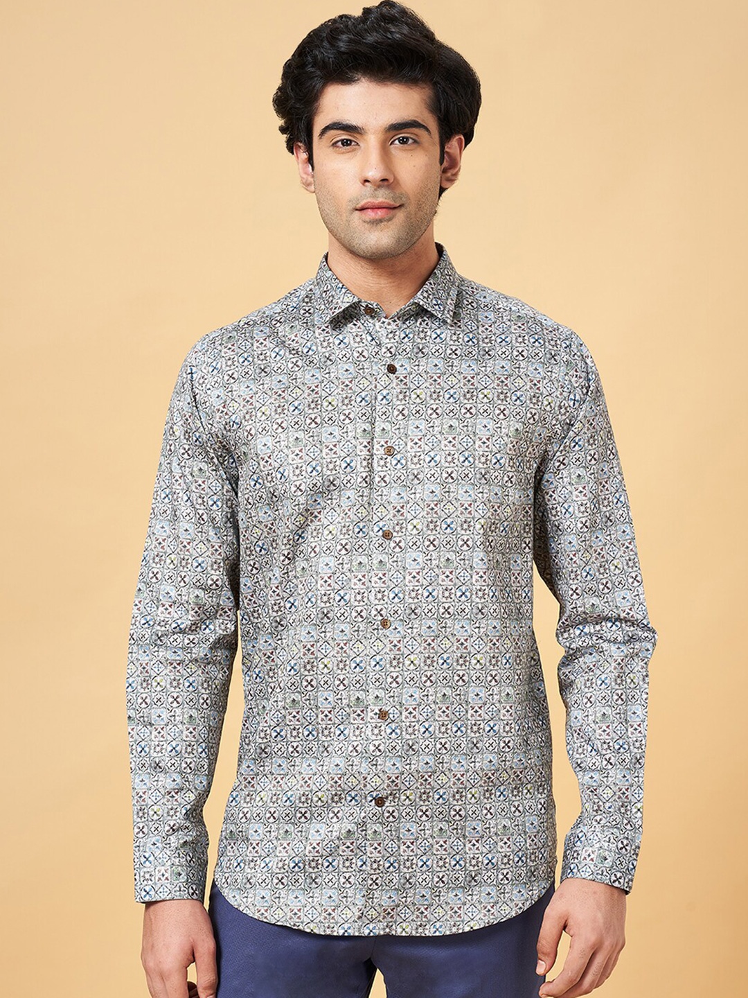 

Peregrine by Pantaloons Slim Fit Geometric Printed Cotton Casual Shirt, Grey