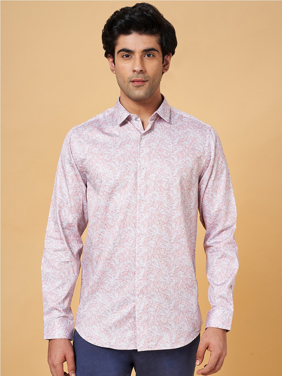 

Peregrine by Pantaloons Slim Fit Ethnic Motifs Printed Cotton Casual Shirt, White