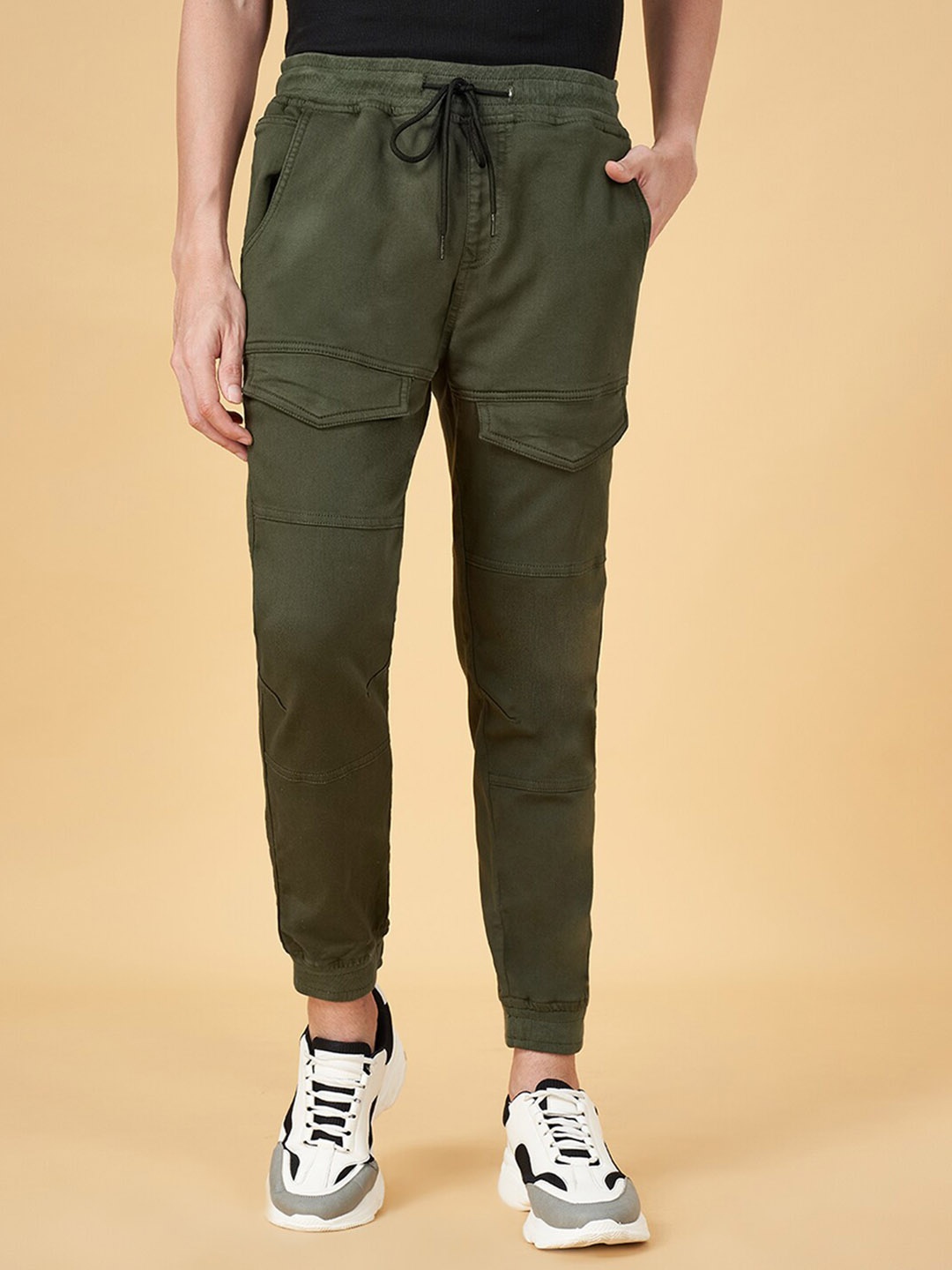 

People Men Mid-Rise Loose Fit Trousers, Olive