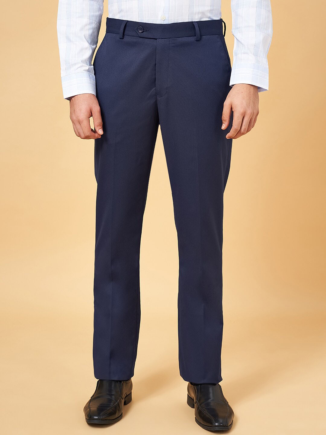

Peregrine by Pantaloons Men Slim Fit Mid Rise Formal Trousers, Navy blue