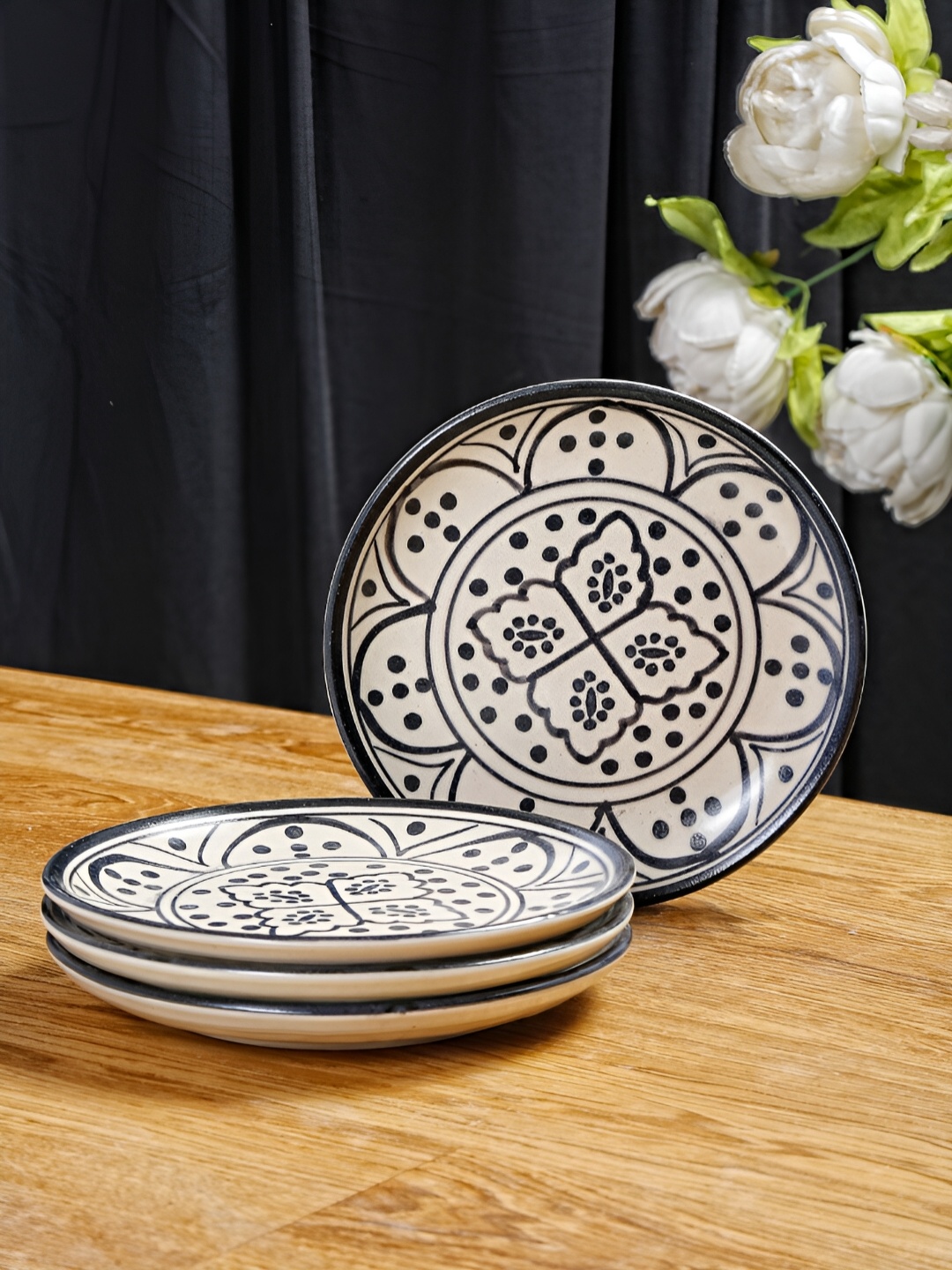 

Shilpkara Black White 4 Pieces Handcrafted and Hand Painted Printed Ceramic Glossy Plates