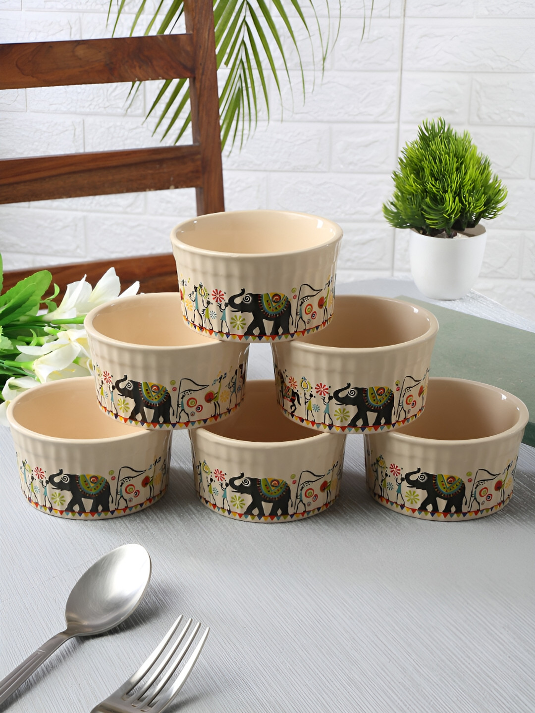 

Shilpkara Beige & Black 6 Pieces Handcrafted and Hand Painted Ceramic Bowls
