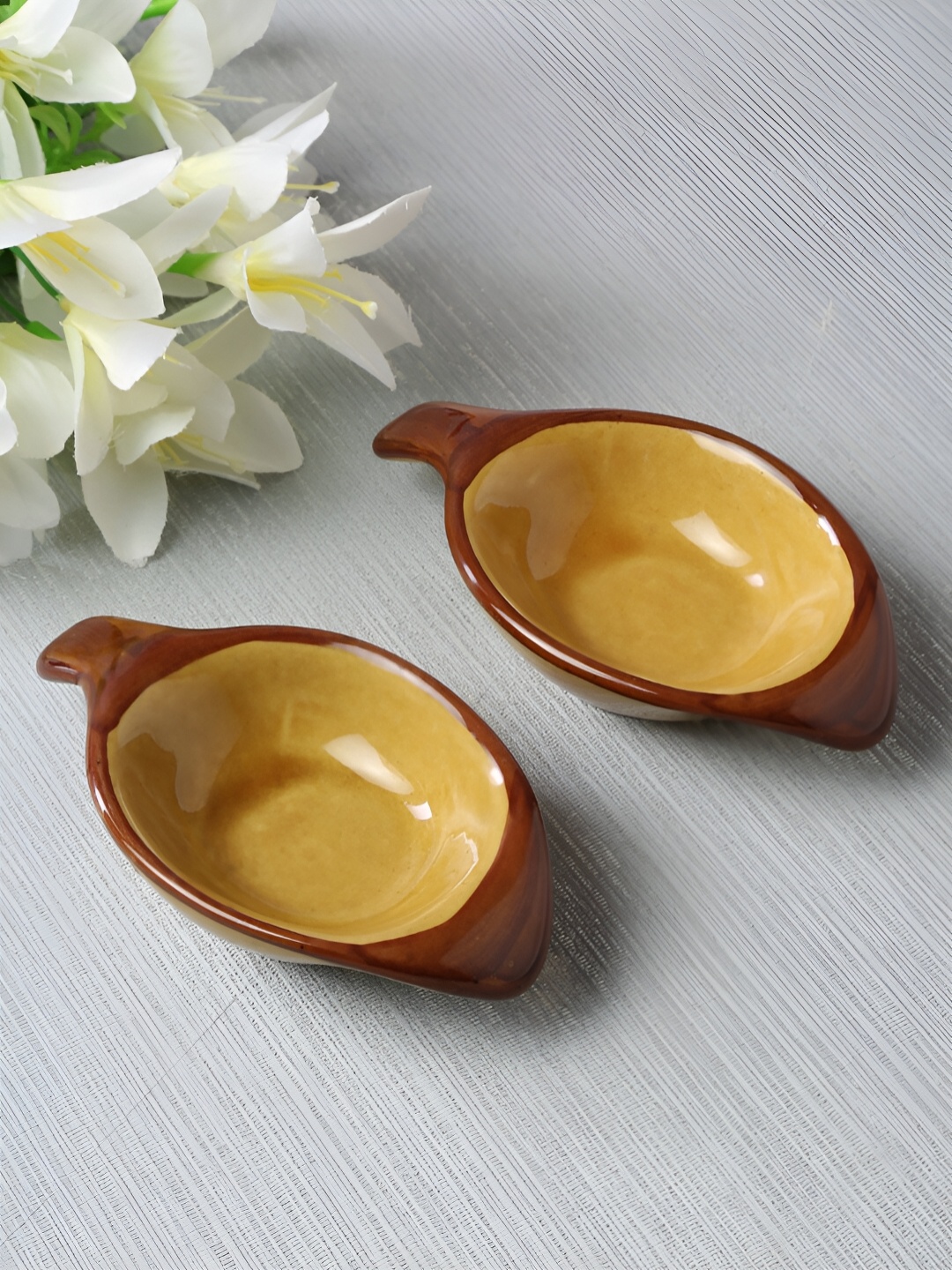 

Shilpkara Brown 2 Pieces Handcrafted and Hand Painted Ceramic Bowls
