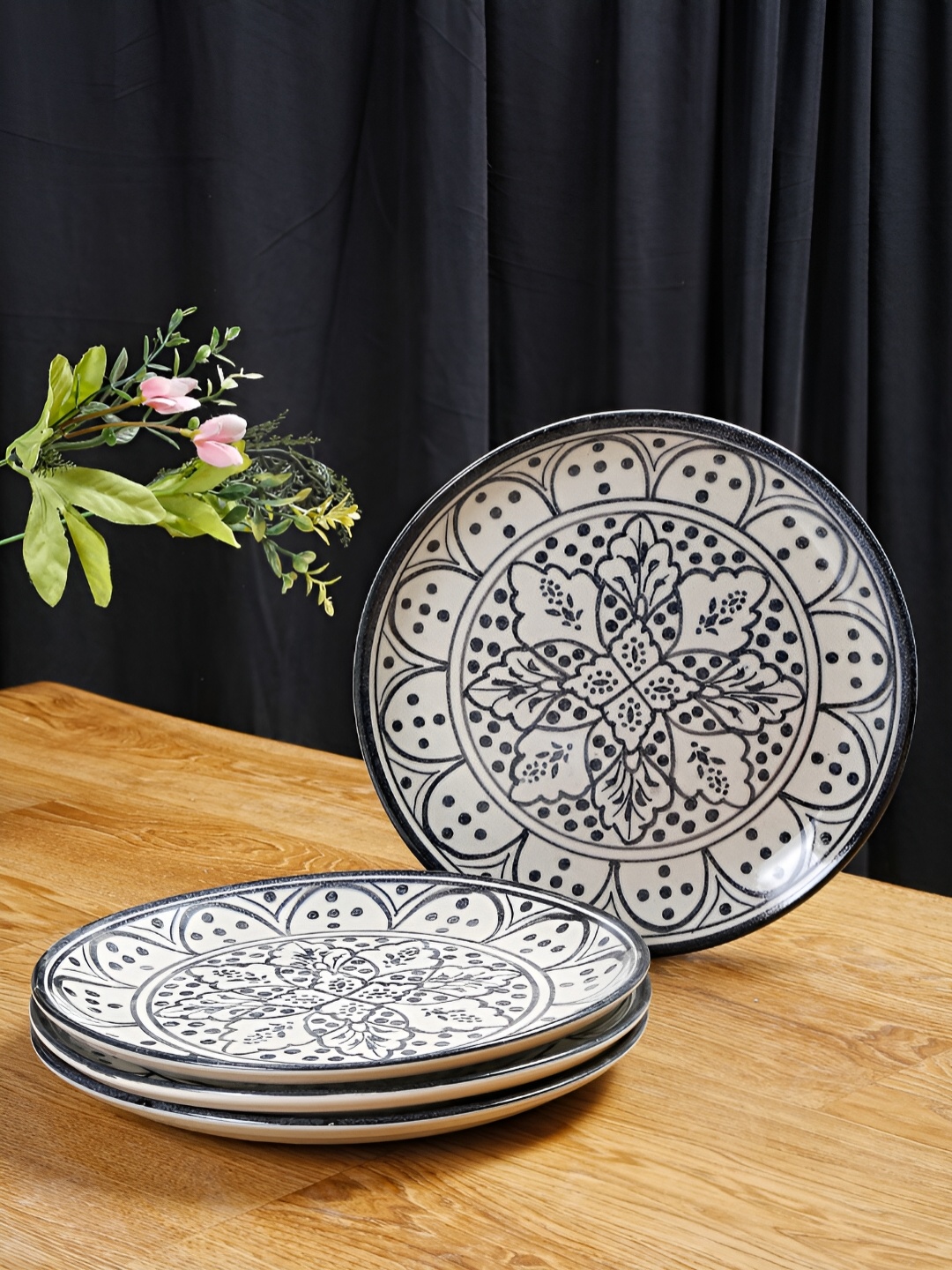 

Shilpkara Black & White 4 Pieces Handcrafted and Hand Painted Ceramic Glossy Plates
