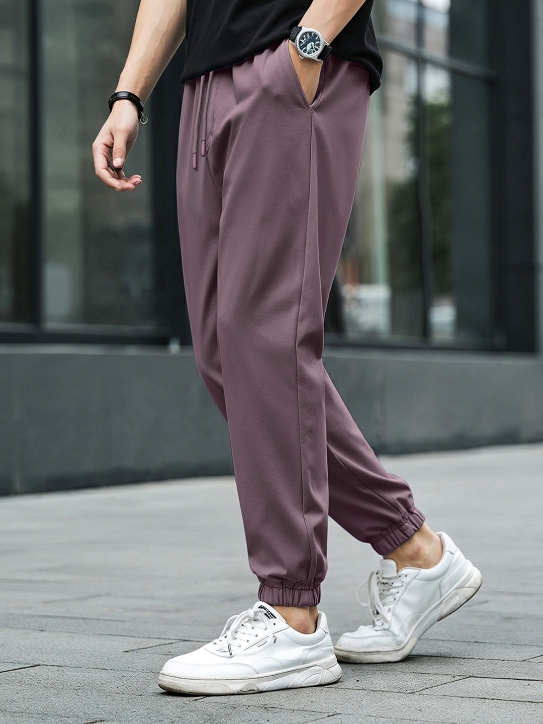 

Bewakoof Air 1.0 Men Mid Rise Oversized Cotton Joggers, Purple