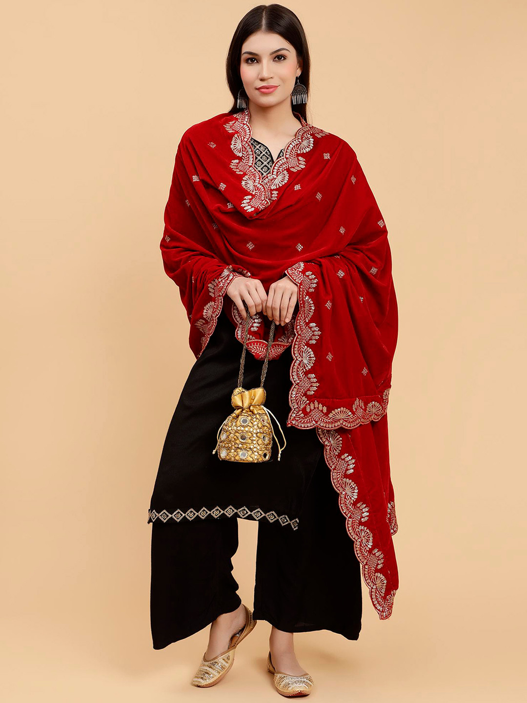 

Moda Chales Ethnic Motif Embroidered Sequinned Pure Velvet Shawl, Red