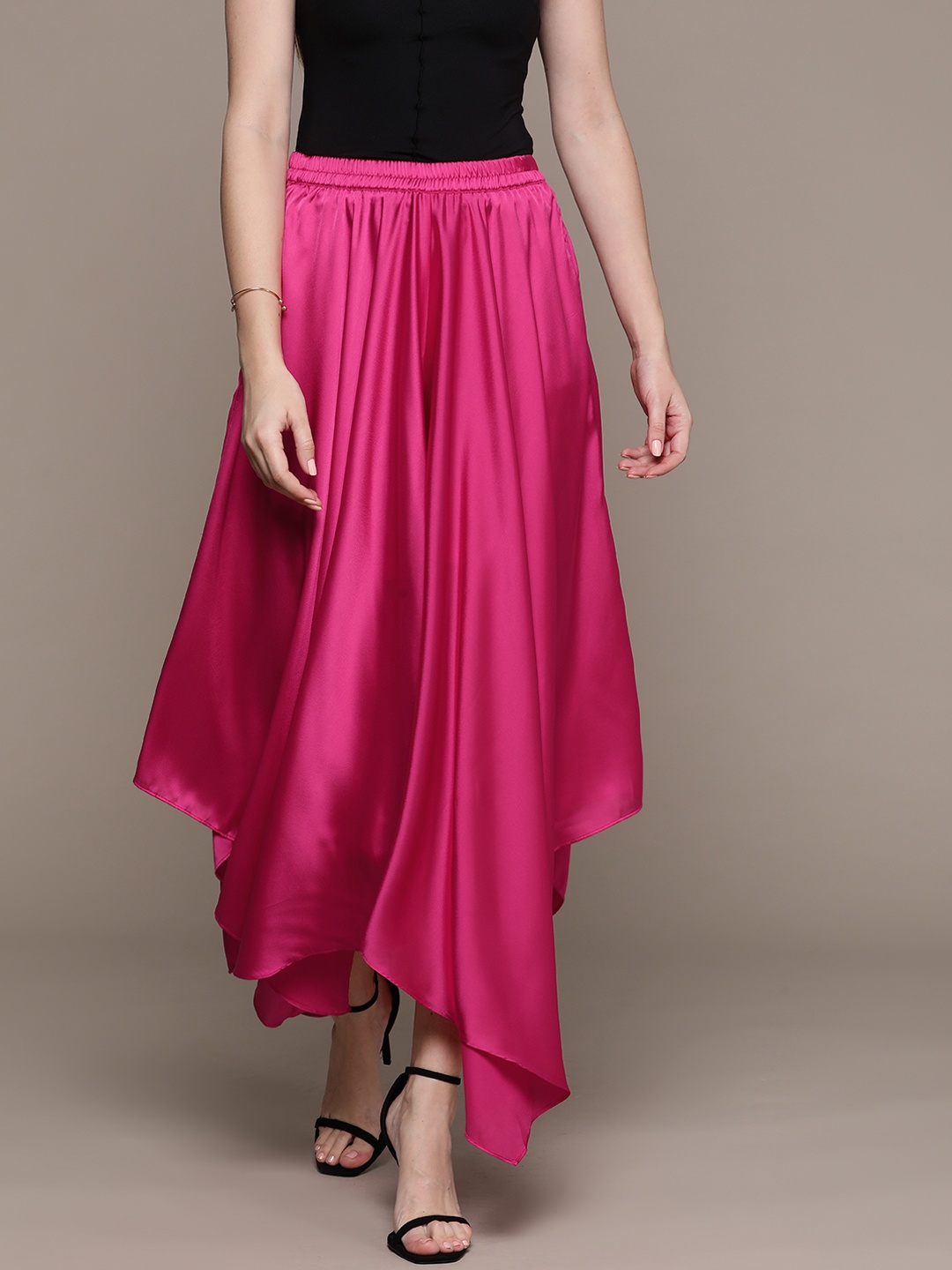 

aarke Ritu Kumar Women Solid Palazzos, Pink
