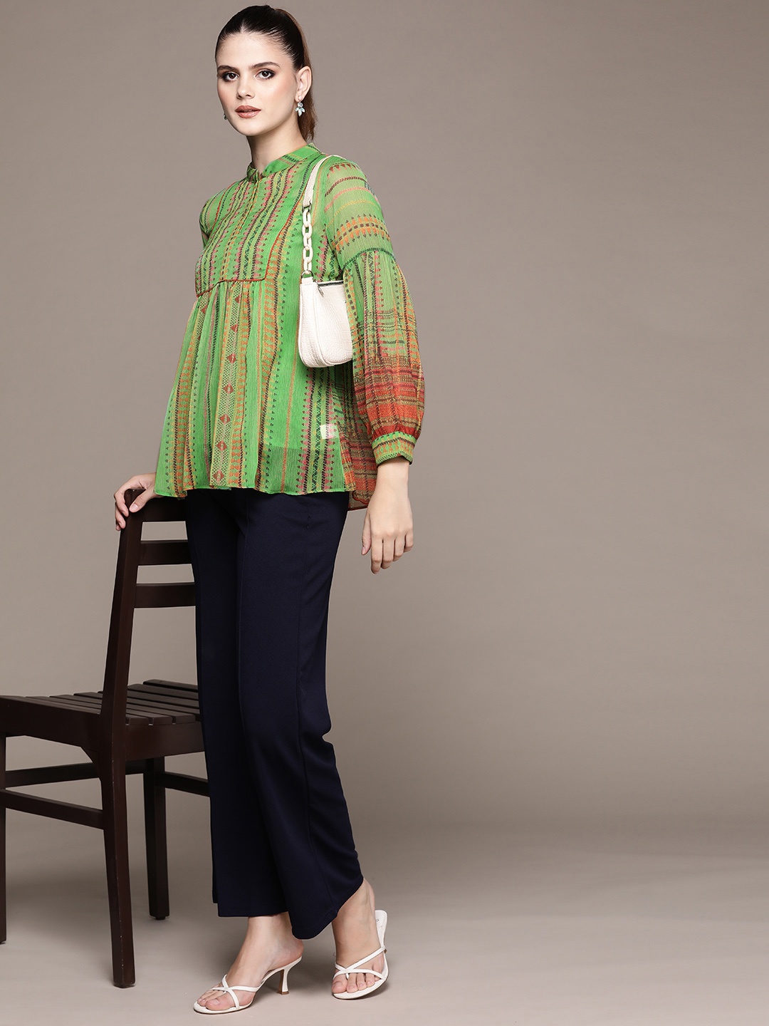 

aarke Ritu Kumar Geometric Print Mandarin Collar Top with Camisole, Green