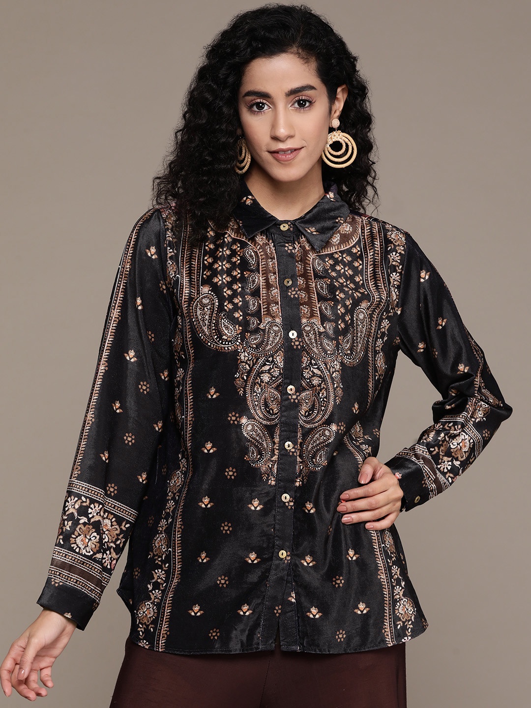 

aarke Ritu Kumar Women Relaxed Opaque Printed Casual Shirt, Black