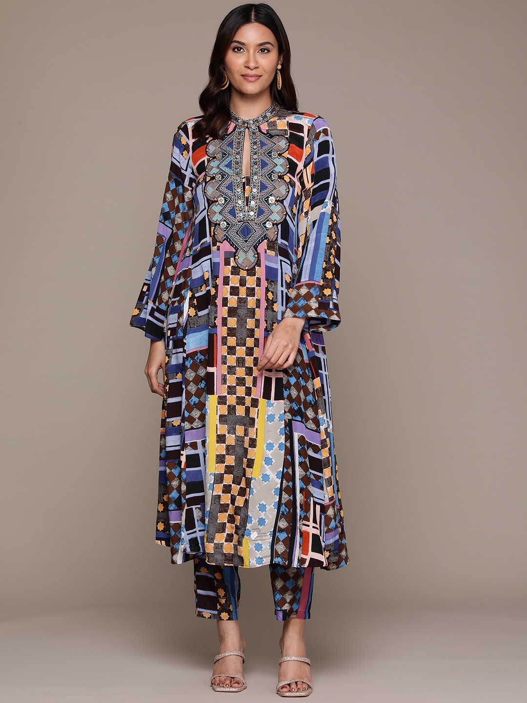 

Ritu Kumar Women Yoke Design Regular Sequinned Kurta with Trousers, Multi