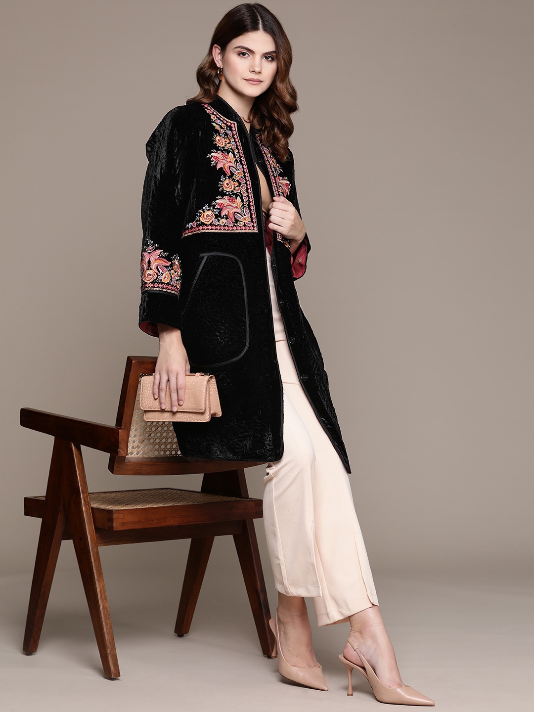 

Ritu Kumar Women Floral Longline Tailored Jacket with Embroidered Detail, Black