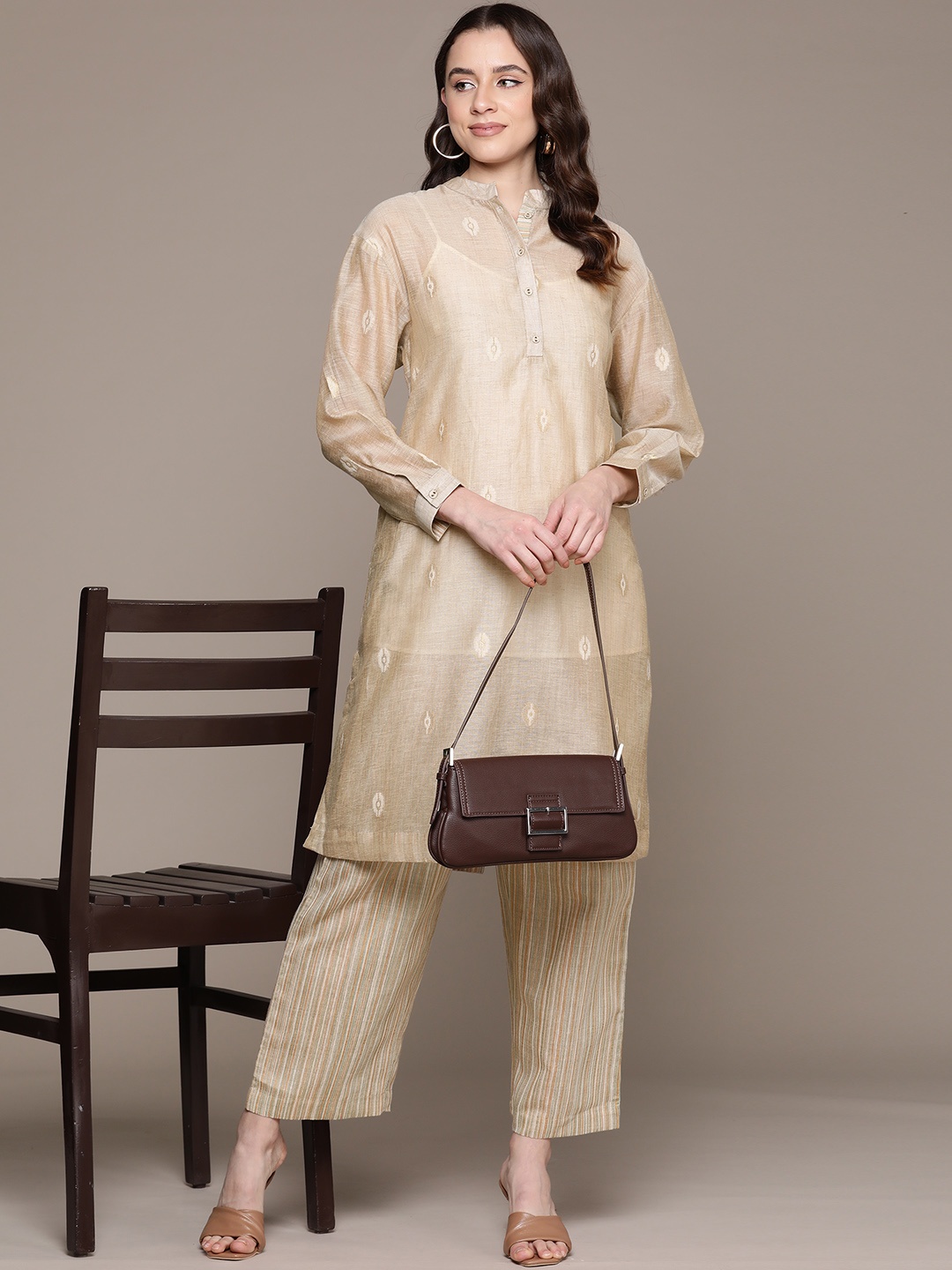 

Ritu Kumar Women Woven Design Regular Kurta with Trousers, Beige