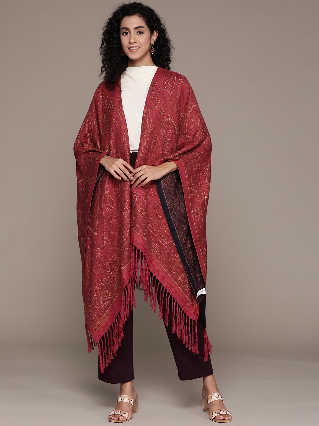 

Ritu Kumar Printed Open Front Longline Ethnic Shrug, Red