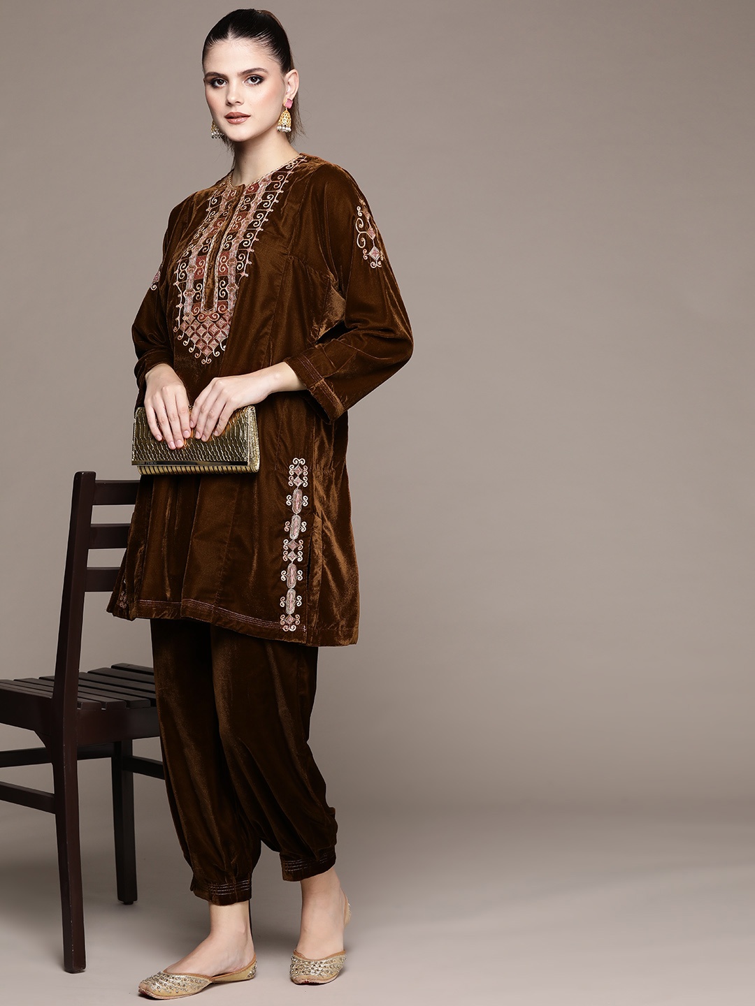 

aarke Ritu Kumar Women Yoke Design Regular Kurta with Palazzos, Brown