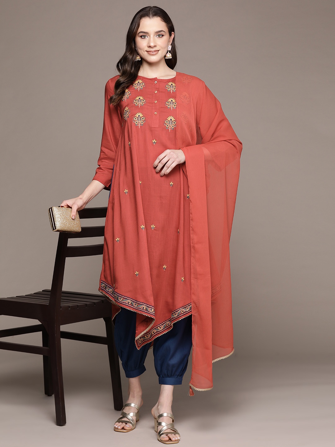 

aarke Ritu Kumar Women Floral Embroidered Regular Kurta with Palazzos & With Dupatta, Rust