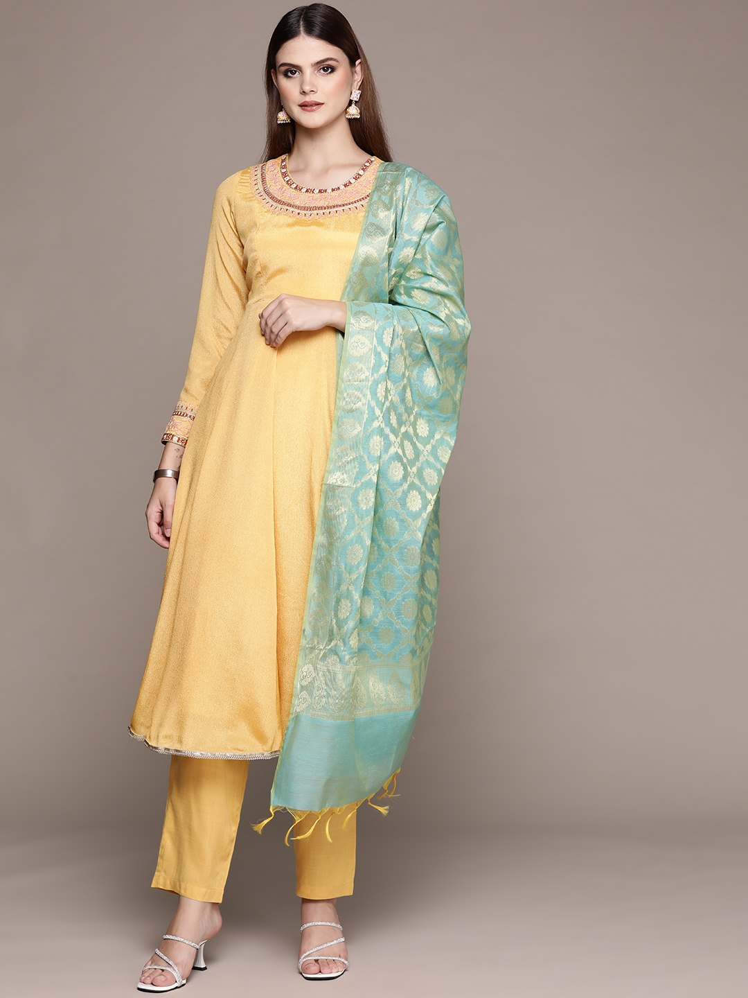 

aarke Ritu Kumar Women Ethnic Motifs Yoke Design Regular Kurta with Trousers & Dupatta, Yellow