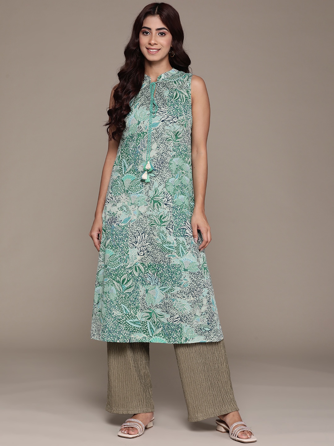 

aarke Ritu Kumar Women Floral Printed Cotton Kurta, Sea green